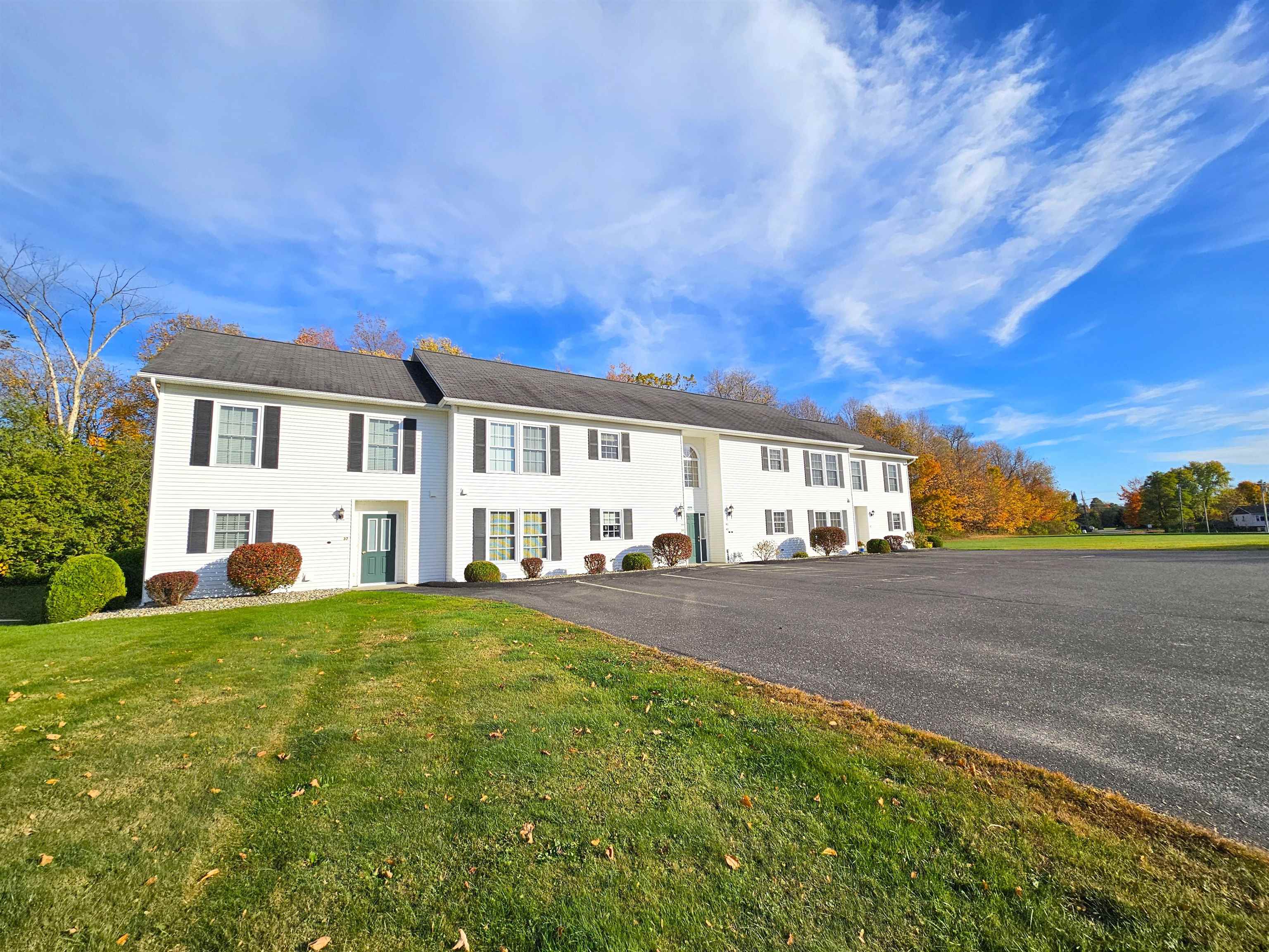 78 Kingsbury Circle C-41 — photo