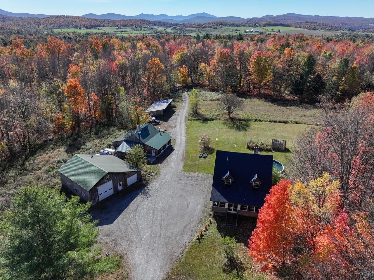 2334 Pumpkin Village Road — photo
