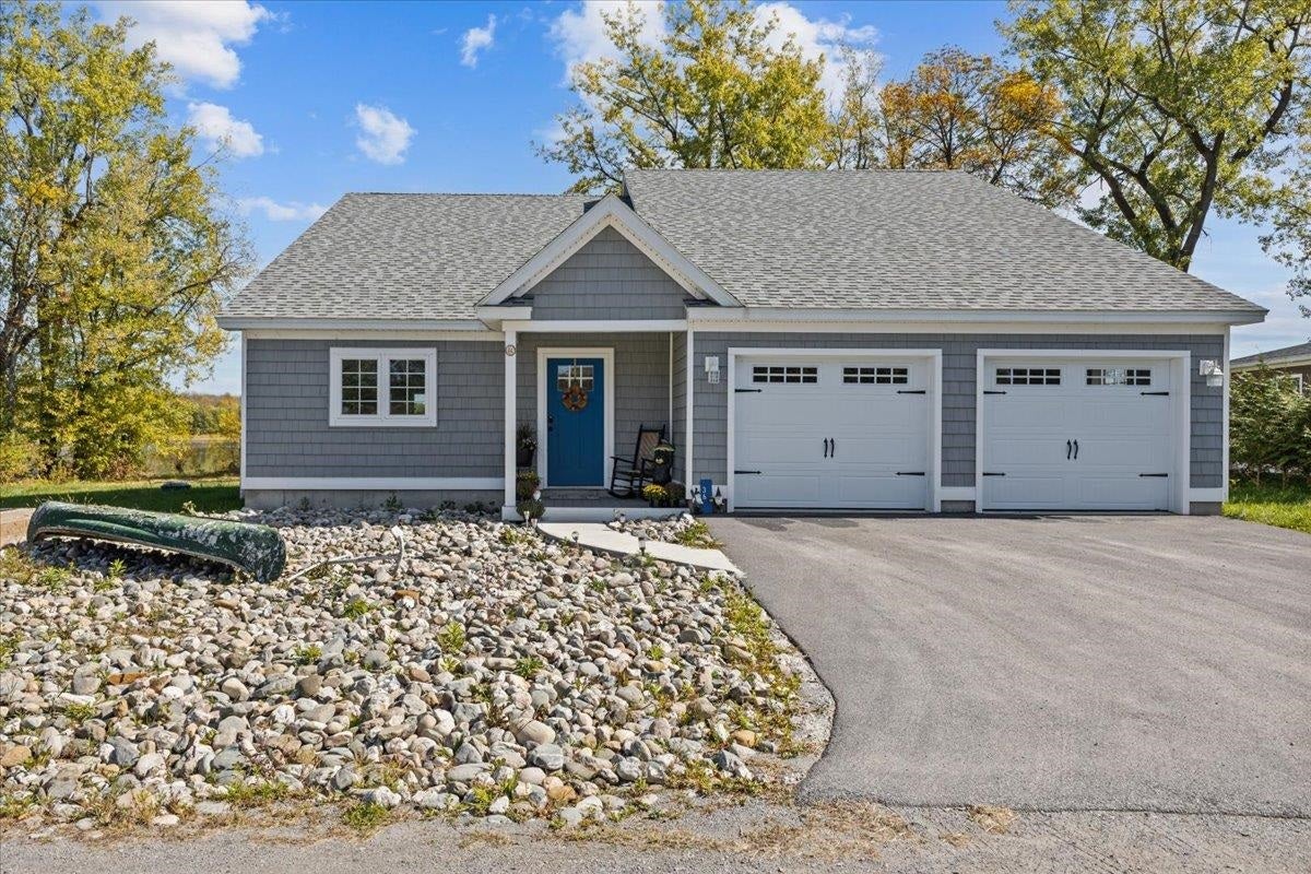36 Sunrise Drive — photo