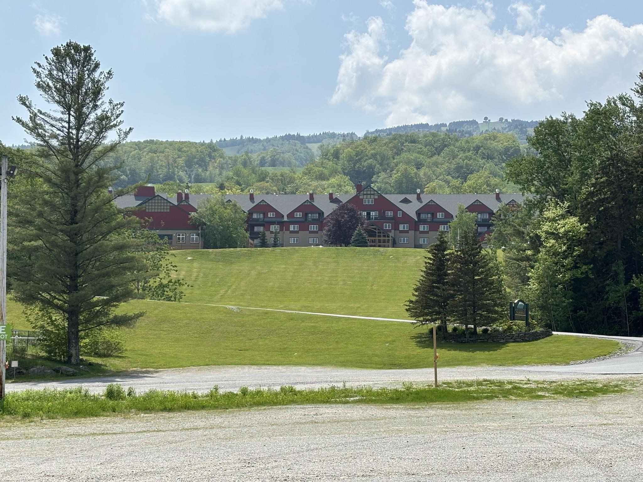 152 - Qtr 3 89 Grand Summit Way — photo