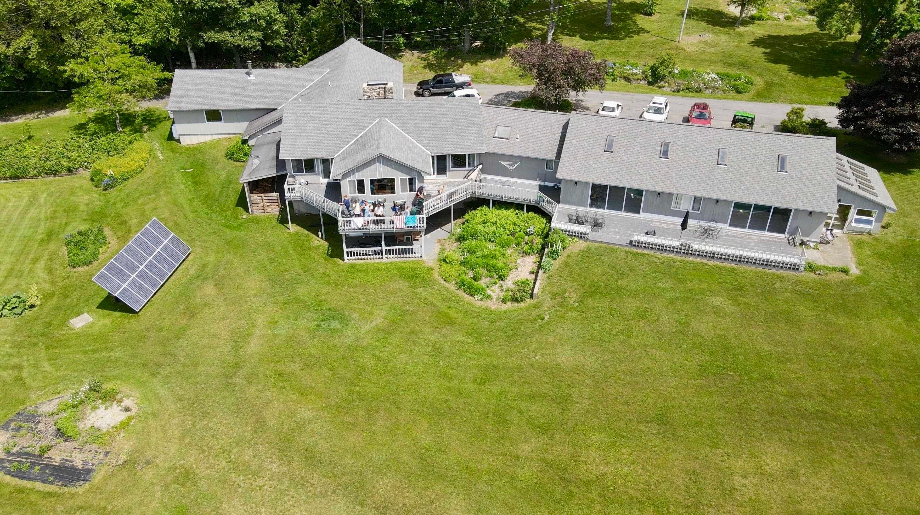 563 Holden Hill Road — photo