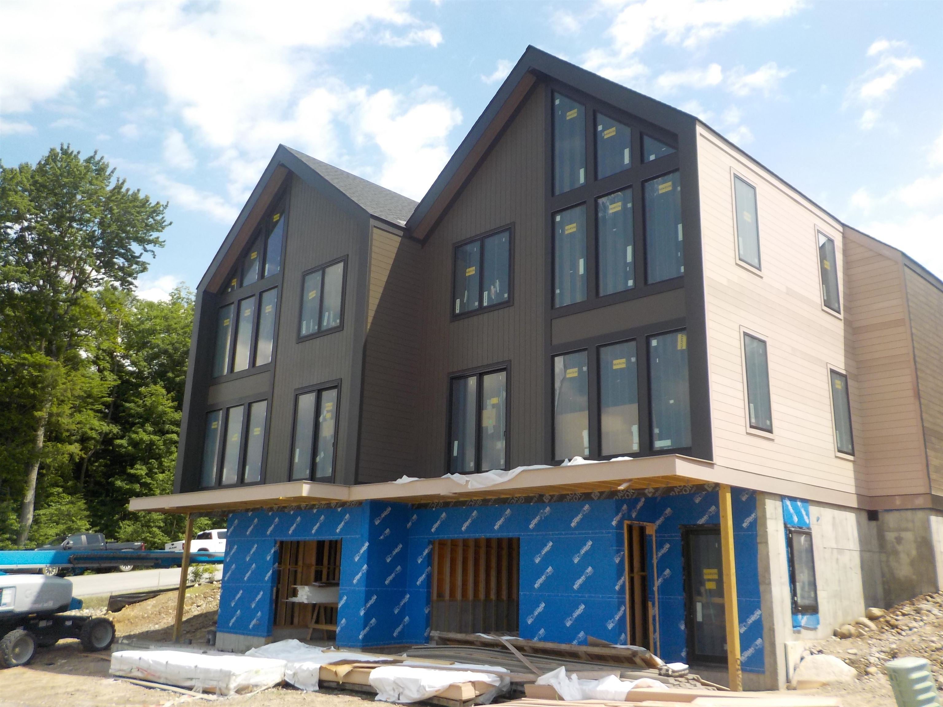 9A Ember Court 9a — photo