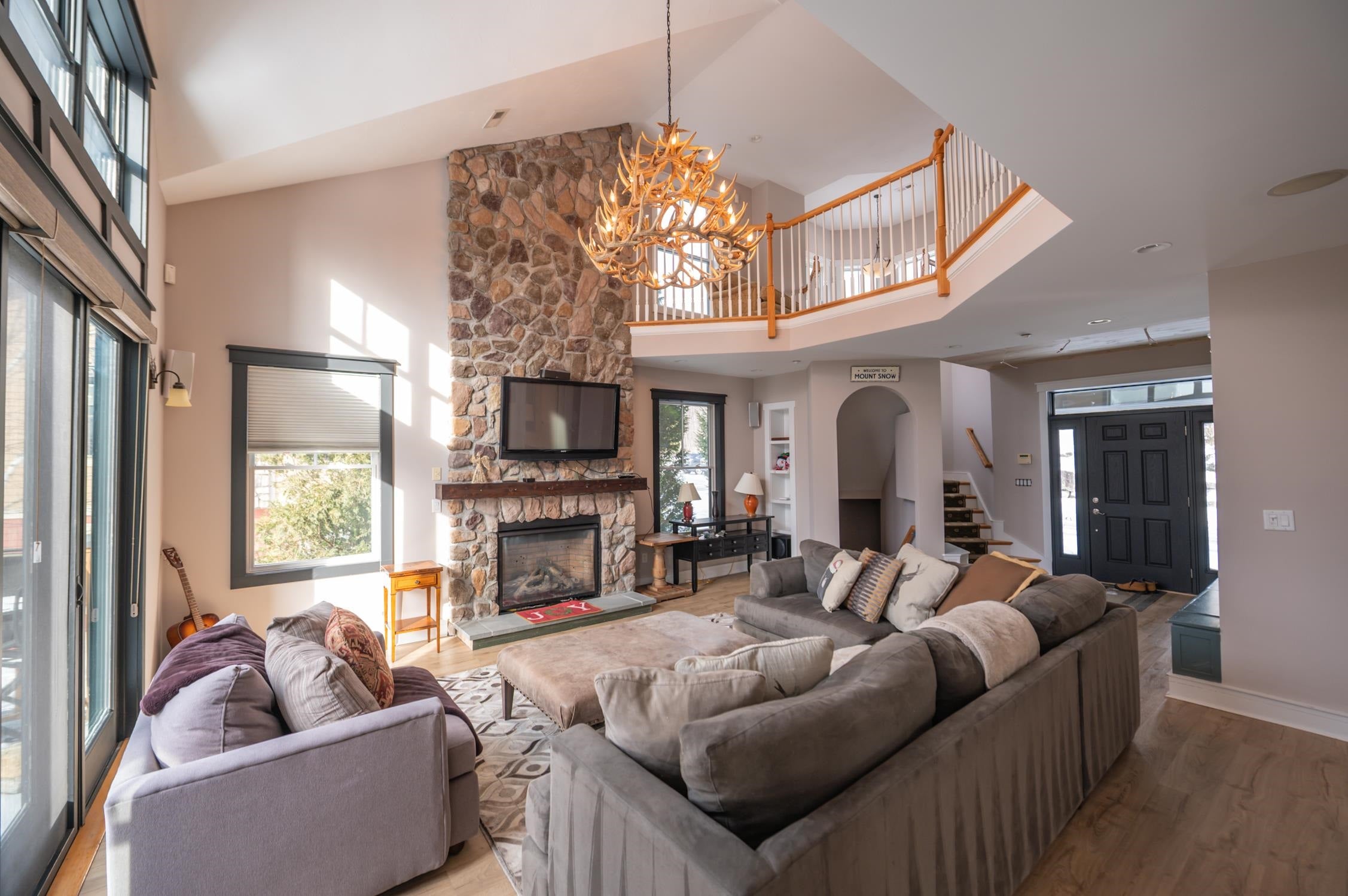 15B Boulder Ridge Drive — photo