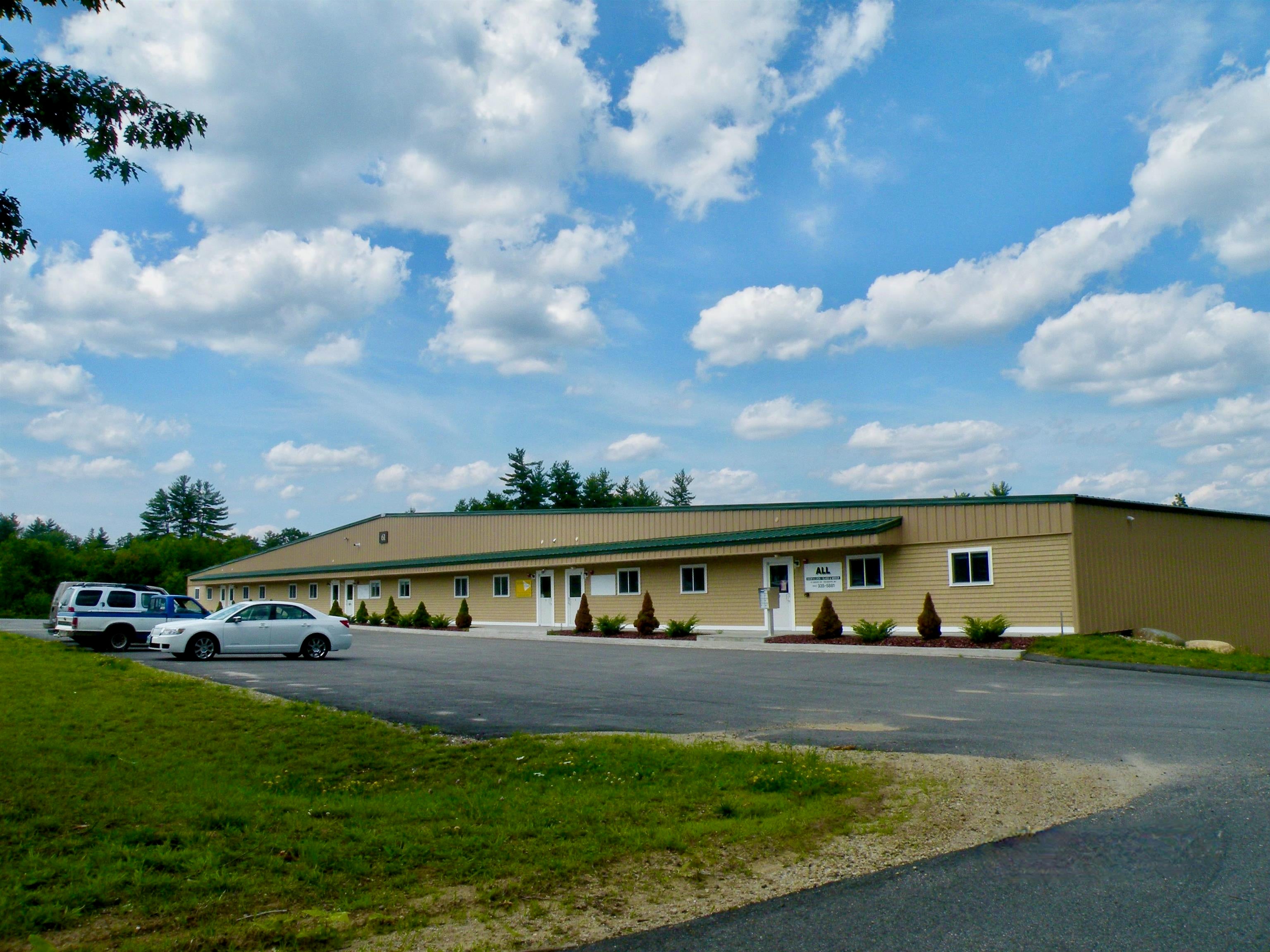 61 Airport Drive 6 — photo