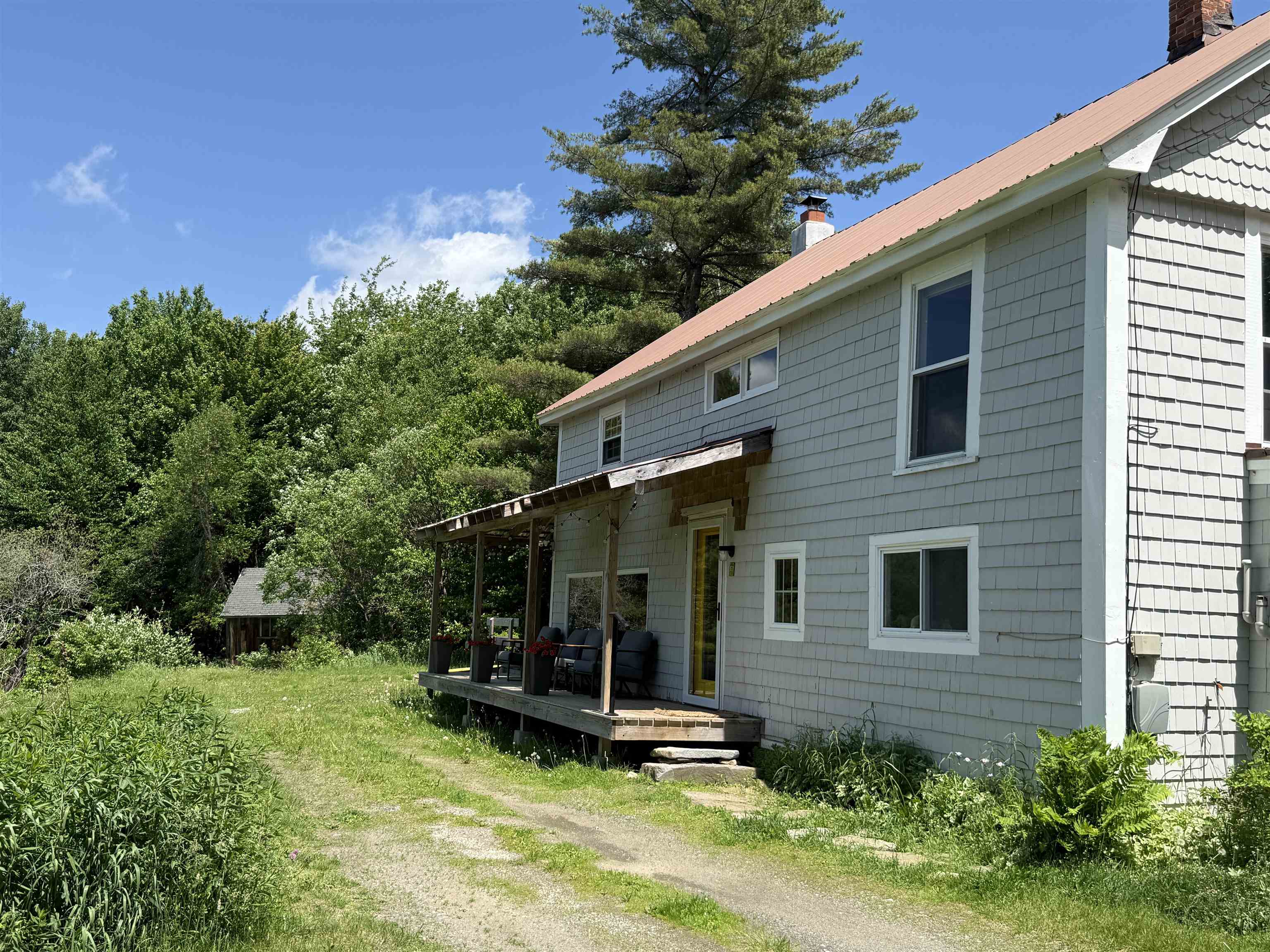 1033 Burrington Hill Road — photo