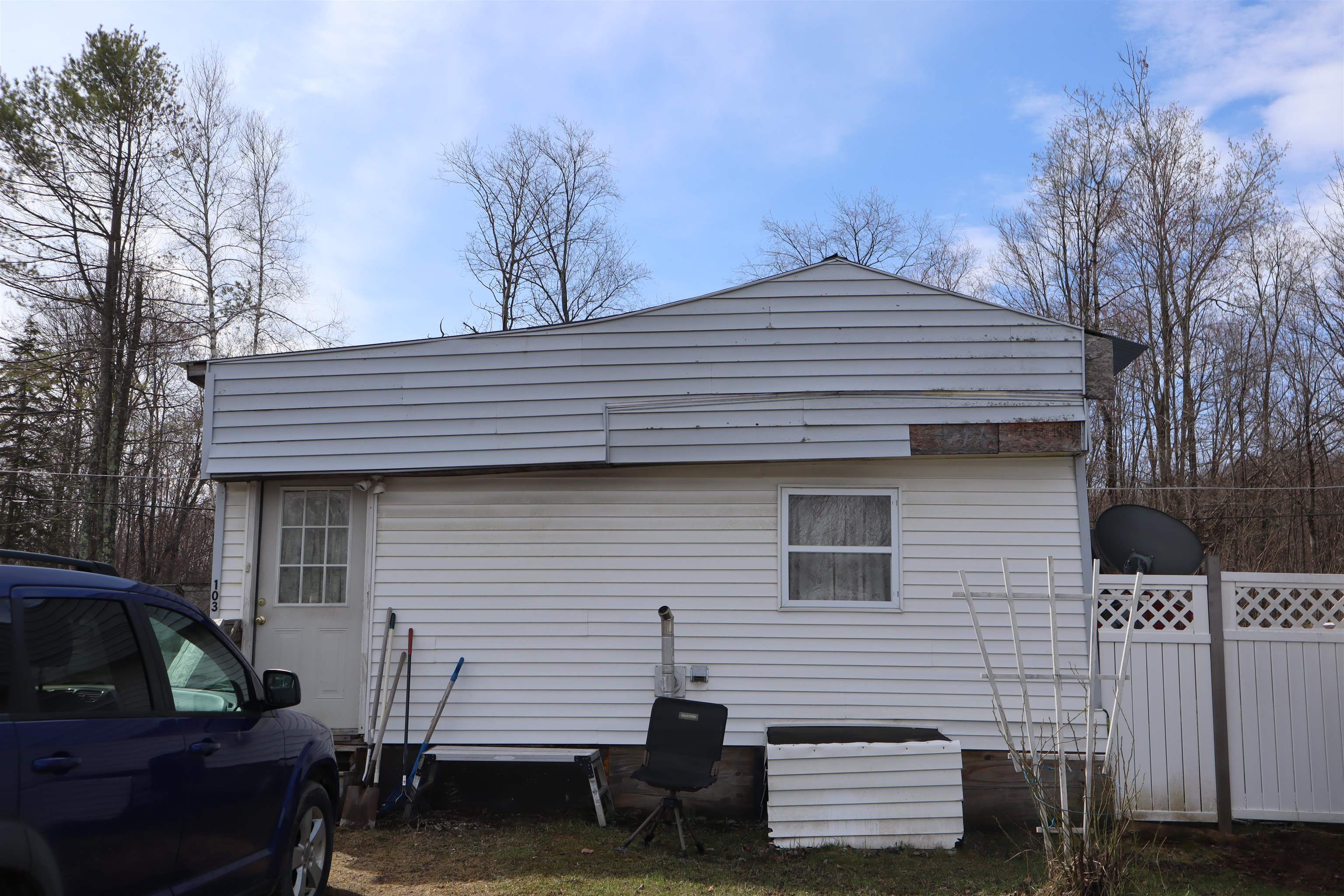 103 Hillview Terrace — photo