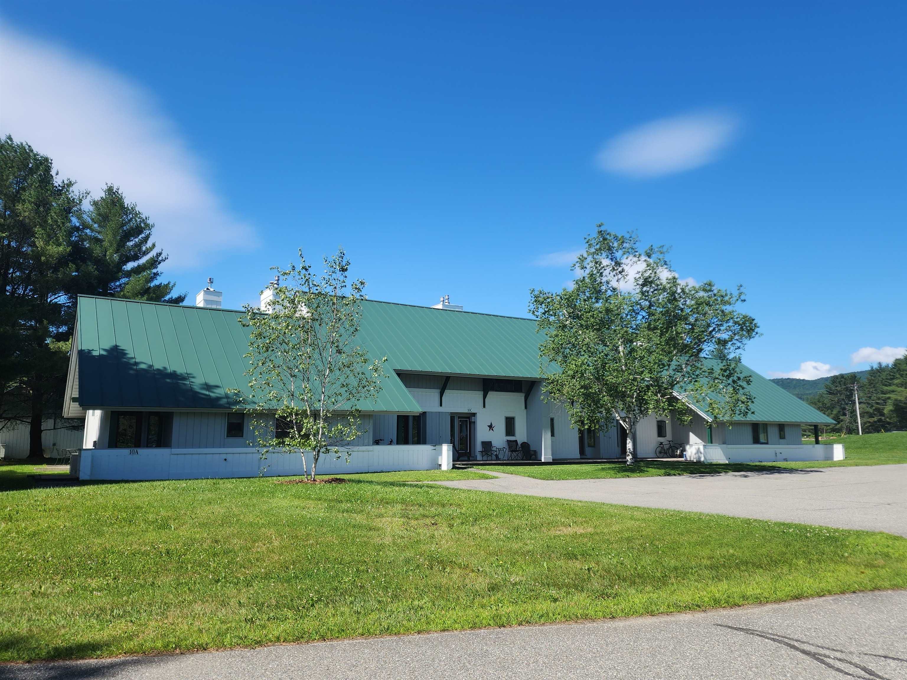 261 Village Green Drive 10E — photo