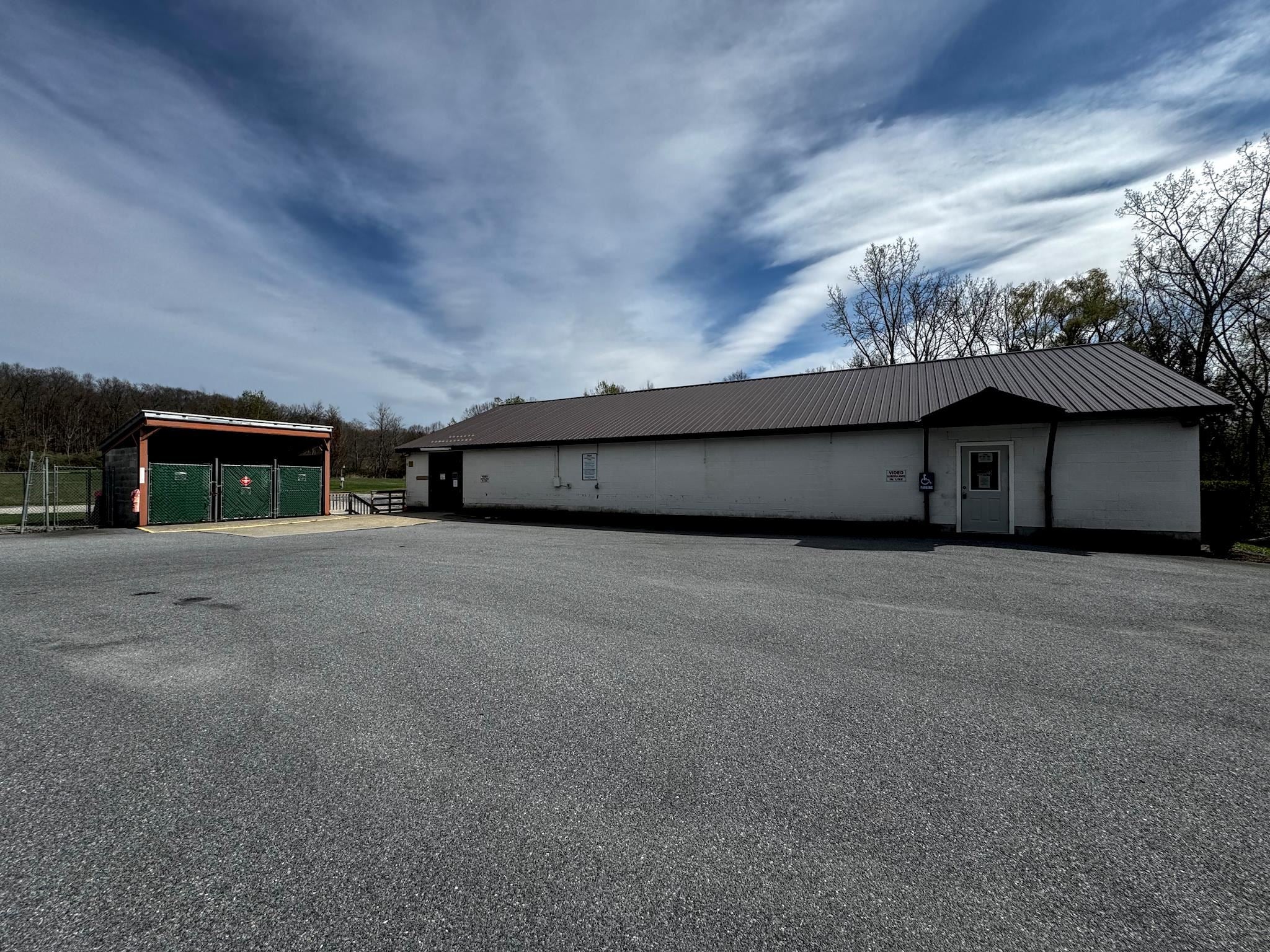 33 Transport Drive — photo