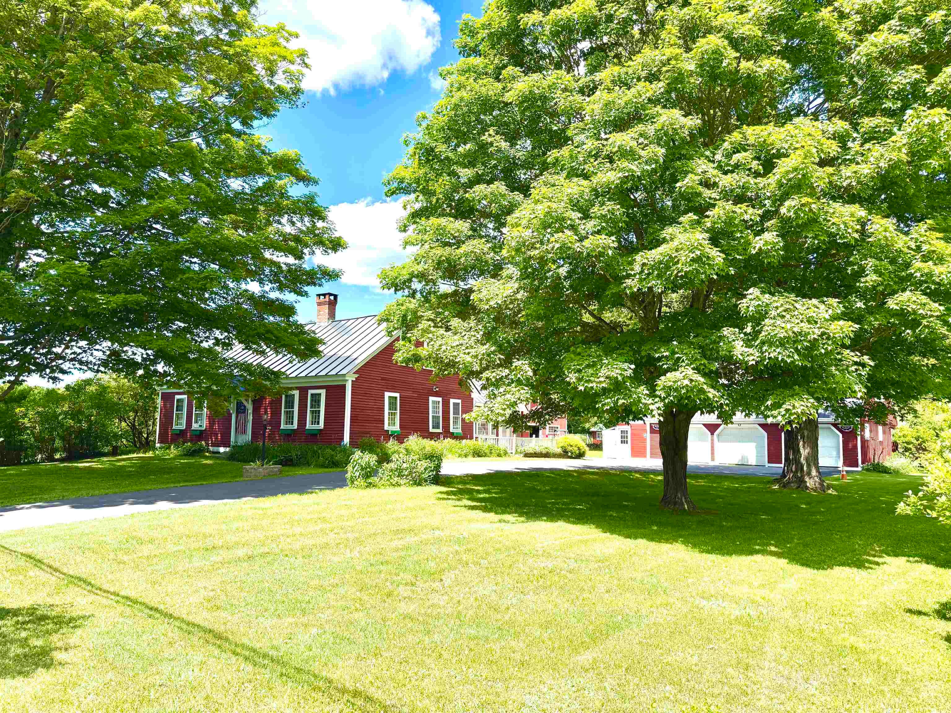 4205 Route 131 — photo