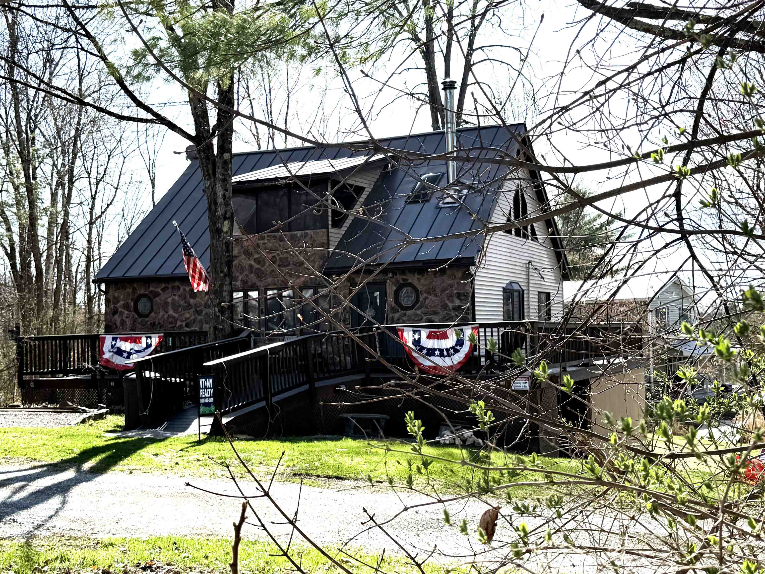13 Tyminski Lane — photo