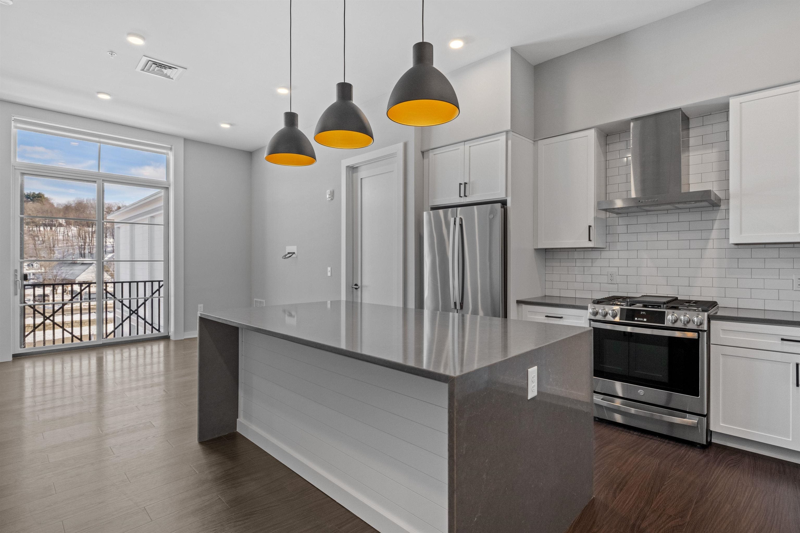 51 Elm Street 308 — photo
