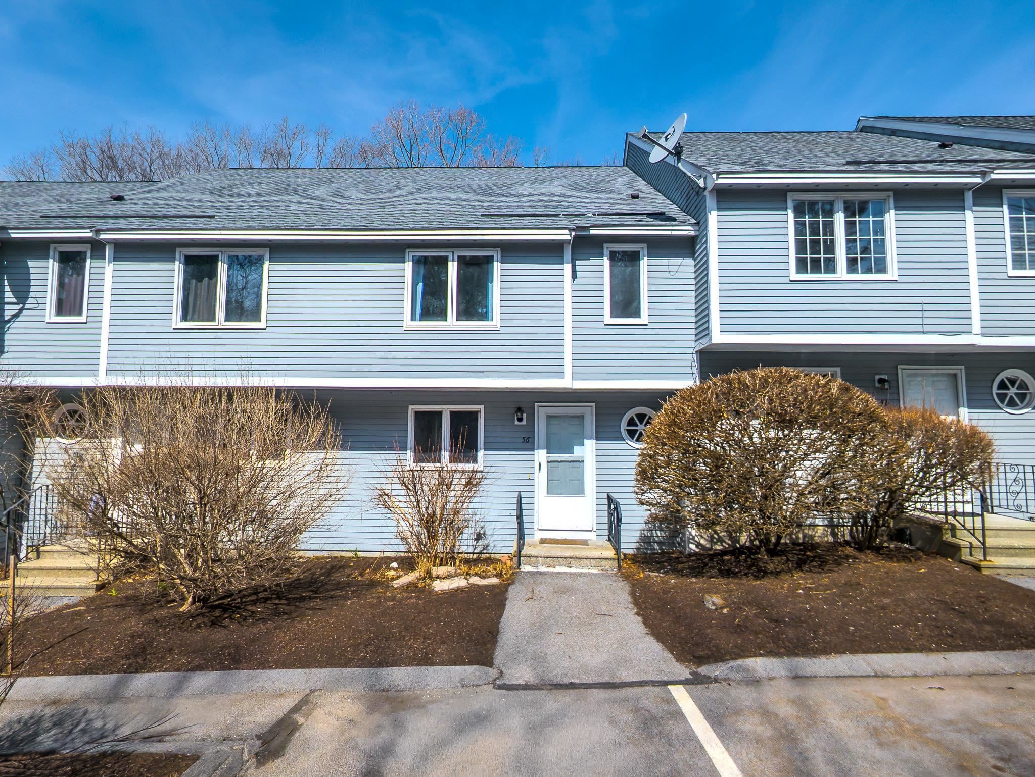 56 Merrimack Drive — photo