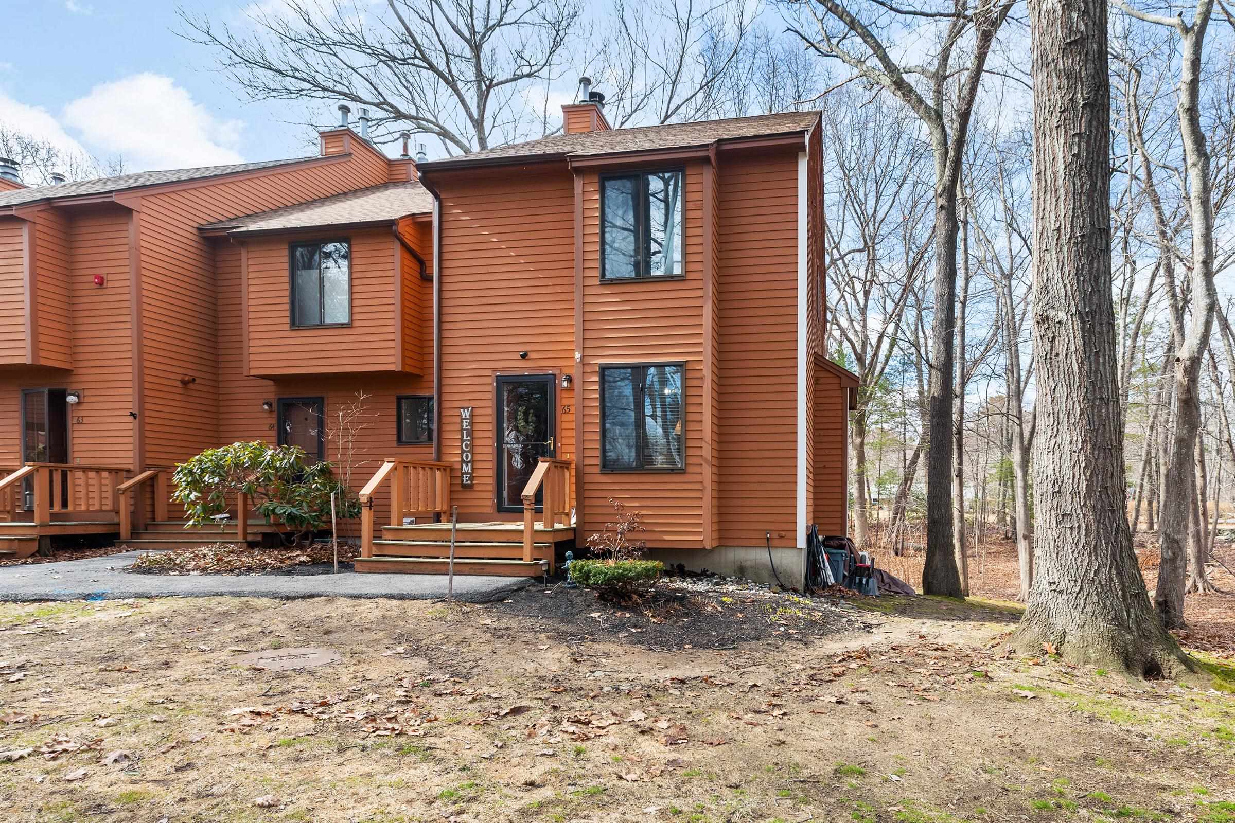 65 Dunvegan Woods Drive — photo