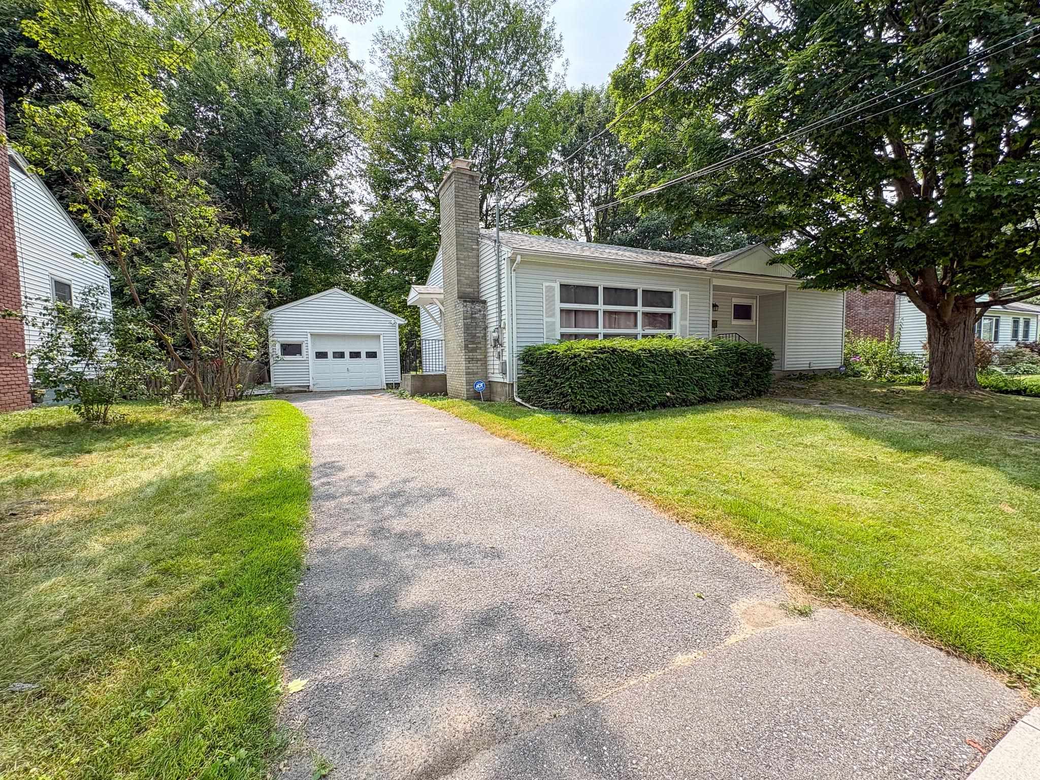 38 Marshall Drive — photo