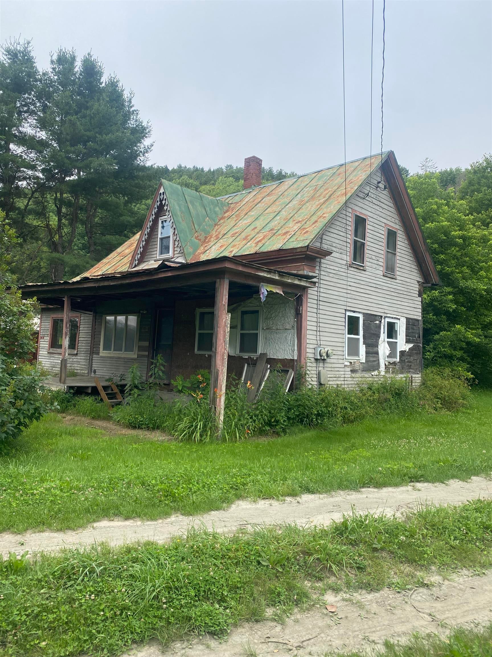 136 Store Hill Road — photo