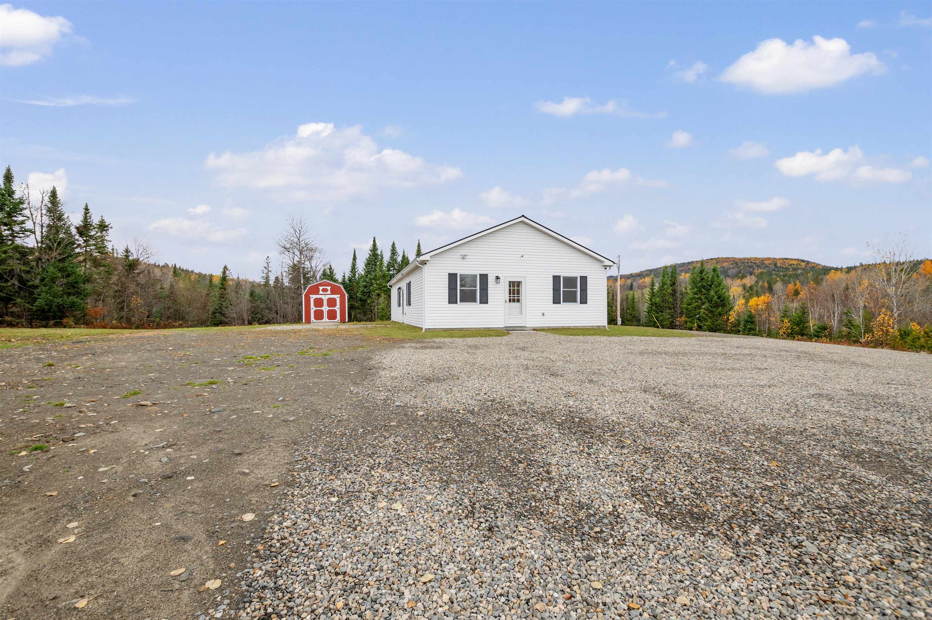 130 Poisson Drive, Canaan, VT 05903 — photo 2