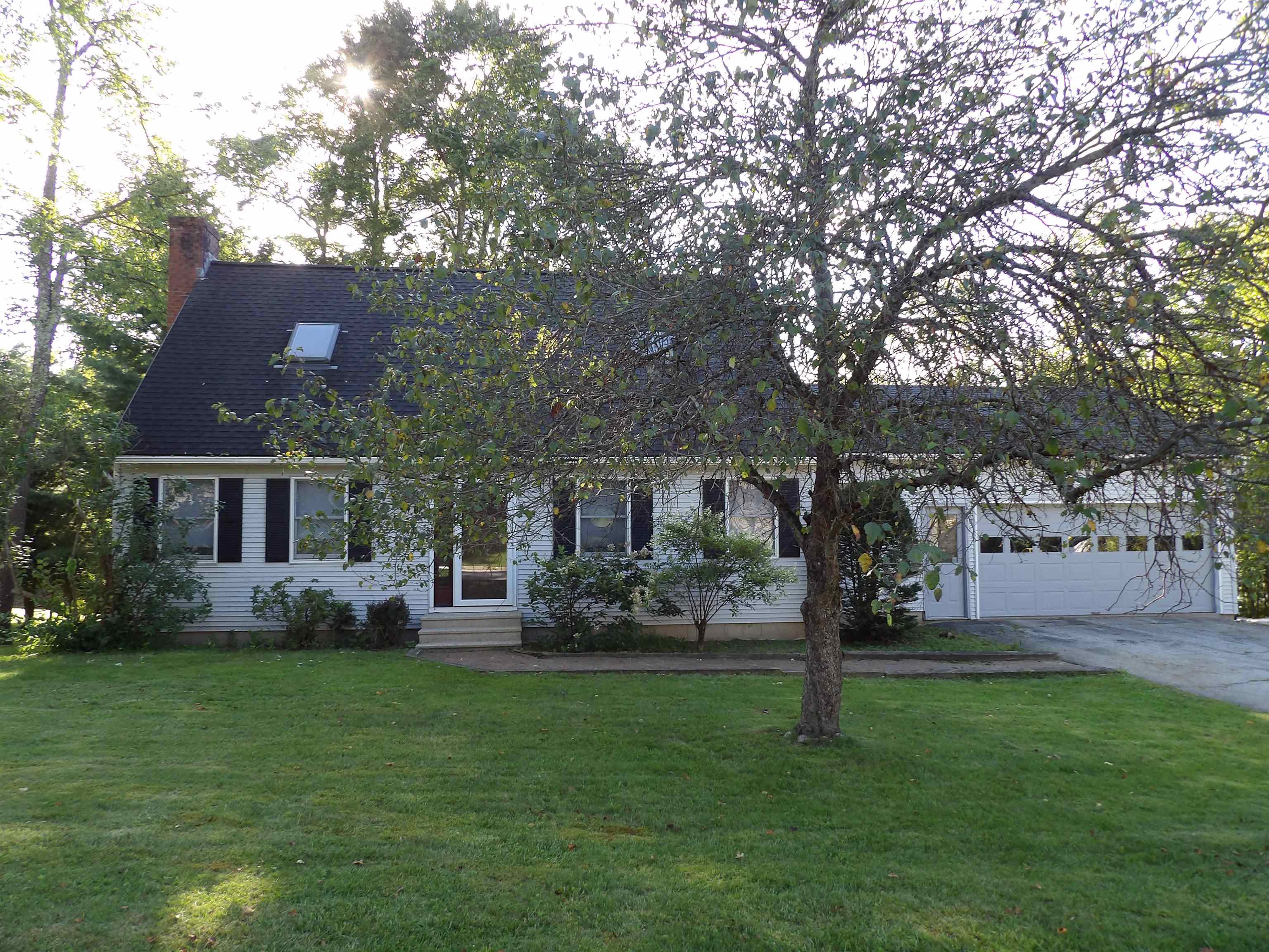 25 Laverne Drive — photo