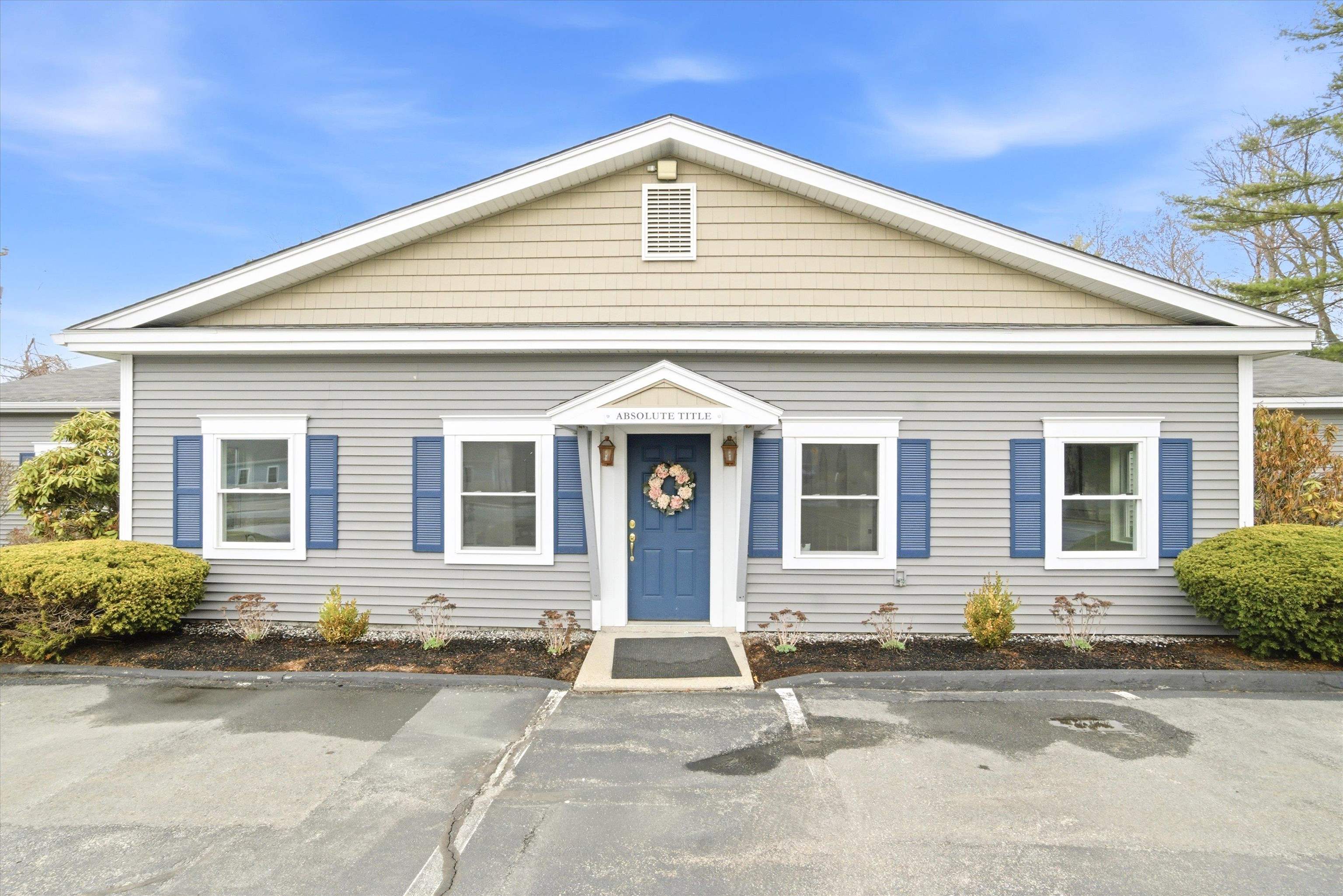 8 Chestnut Drive — photo