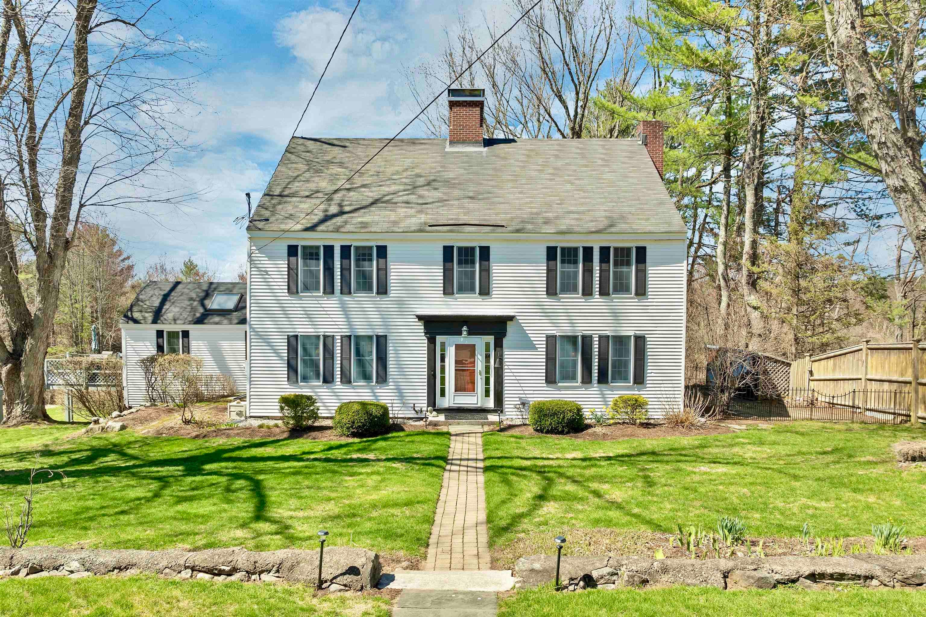 247 Meredith Center Road — photo