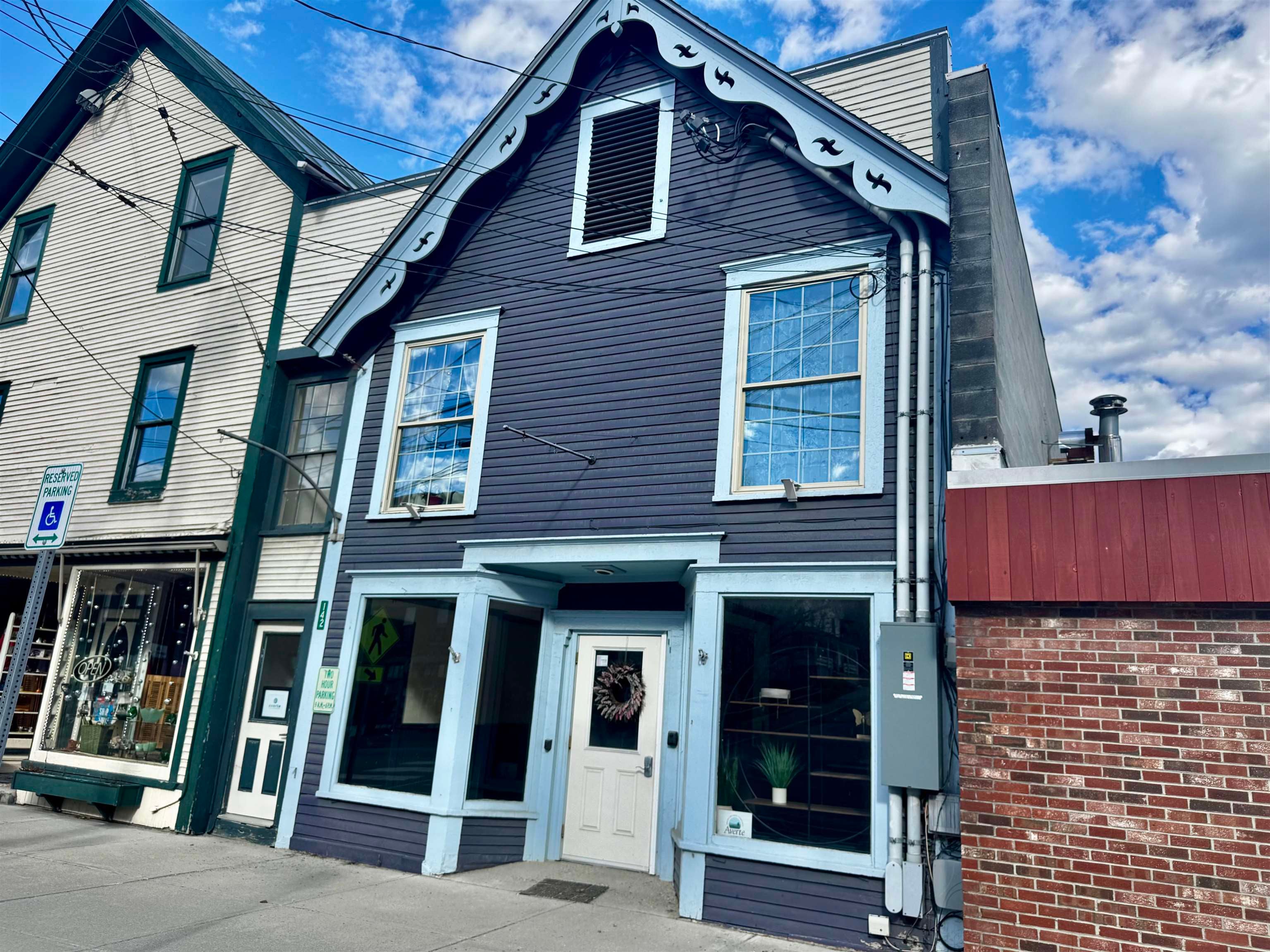 142 Main Street — photo