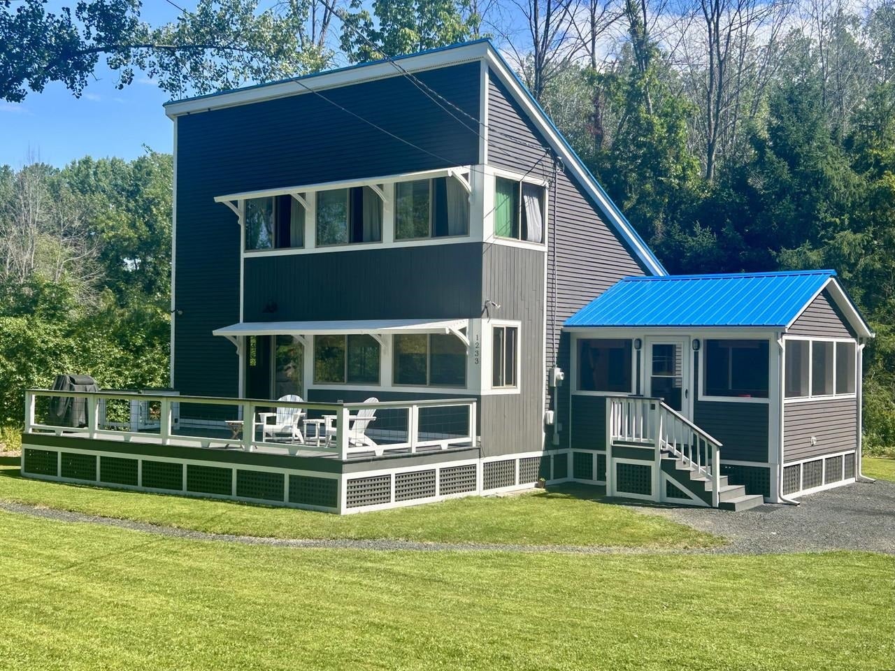 1233 Blockhouse Point Road — photo