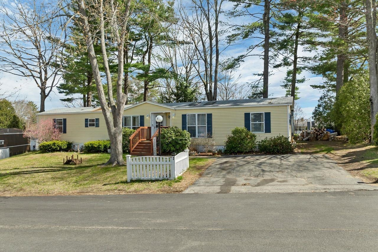 7 N Dewberry Lane — photo