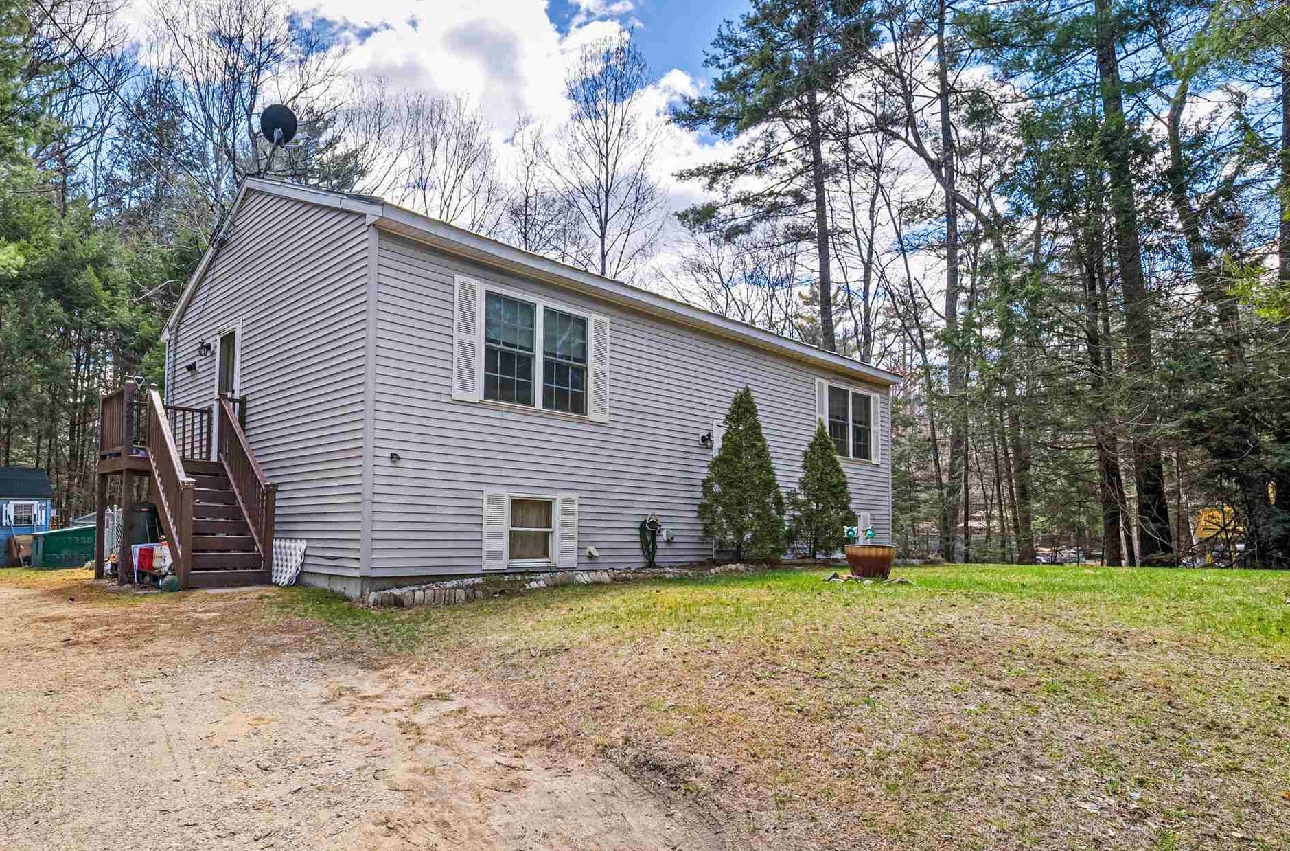 1223 Suncook Valley Road — photo