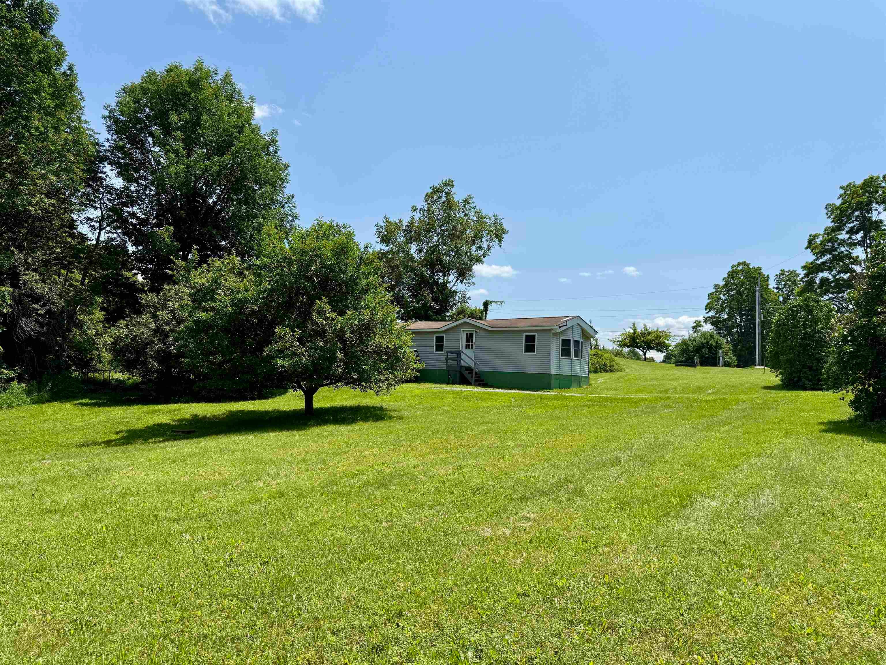 831 McCarthy Road — photo