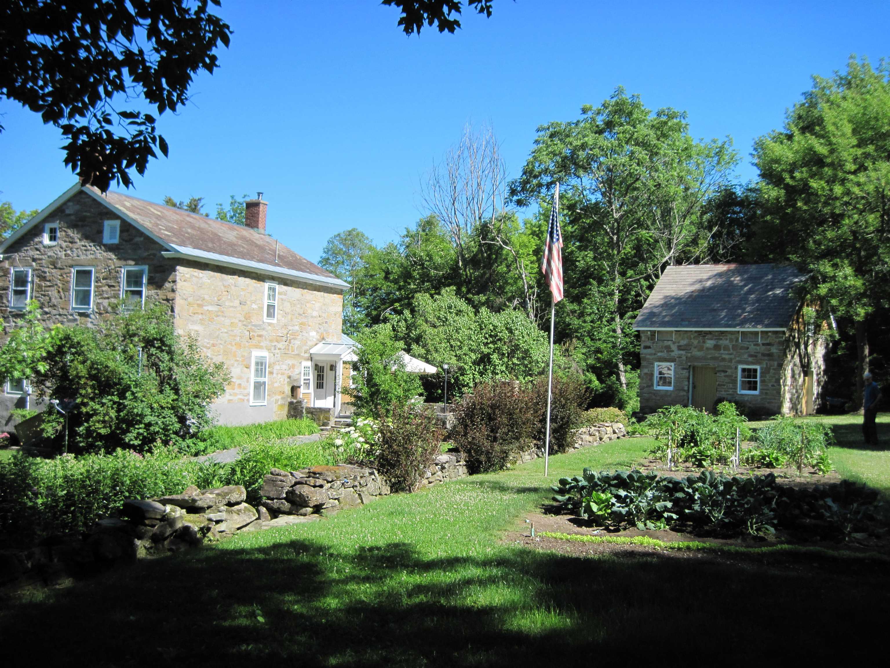 1665 Frazier Hill Road — photo