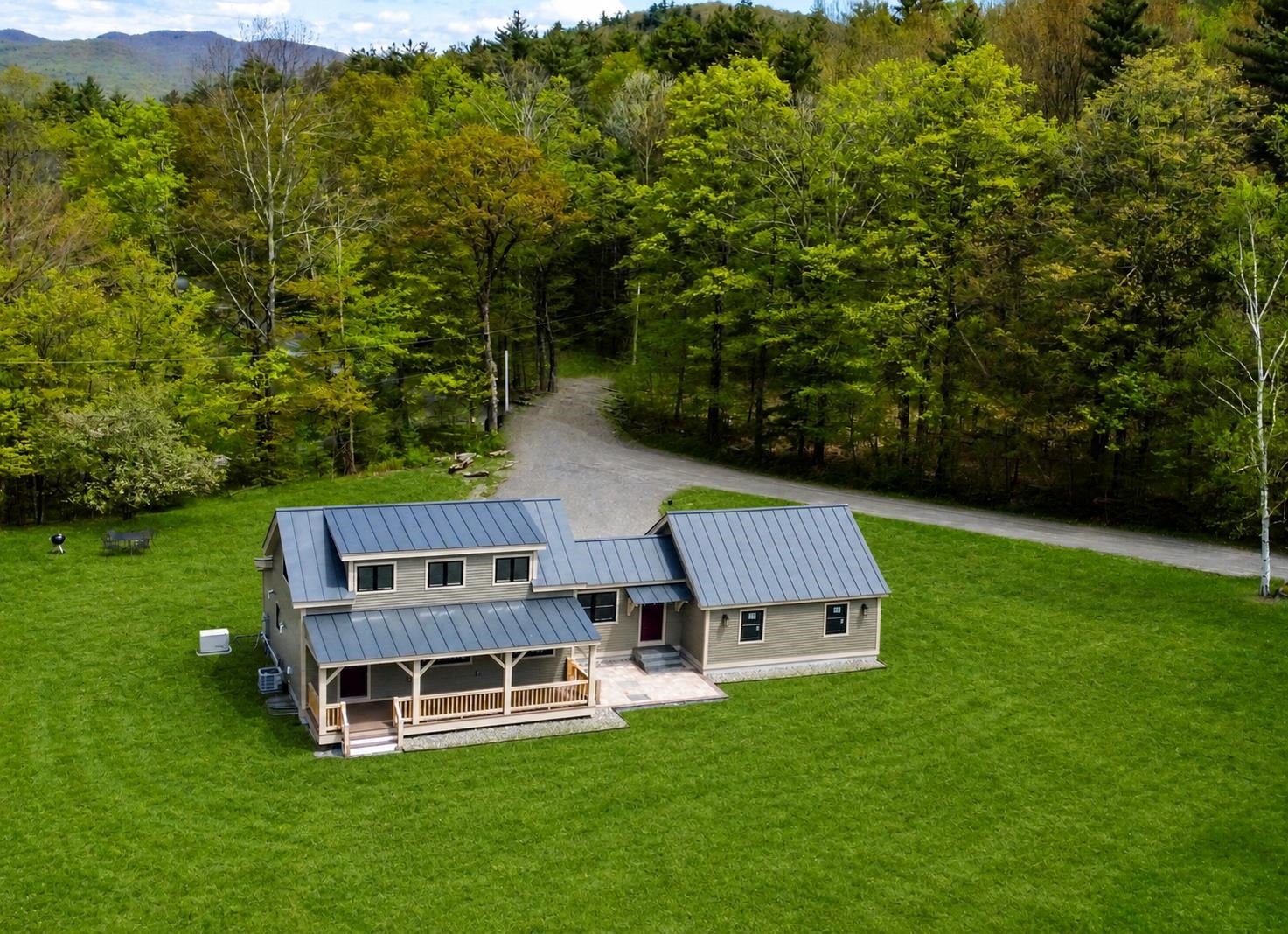 42 Mountain Road — photo