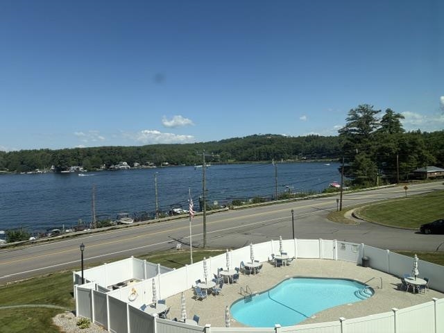 883 Weirs Boulevard — photo