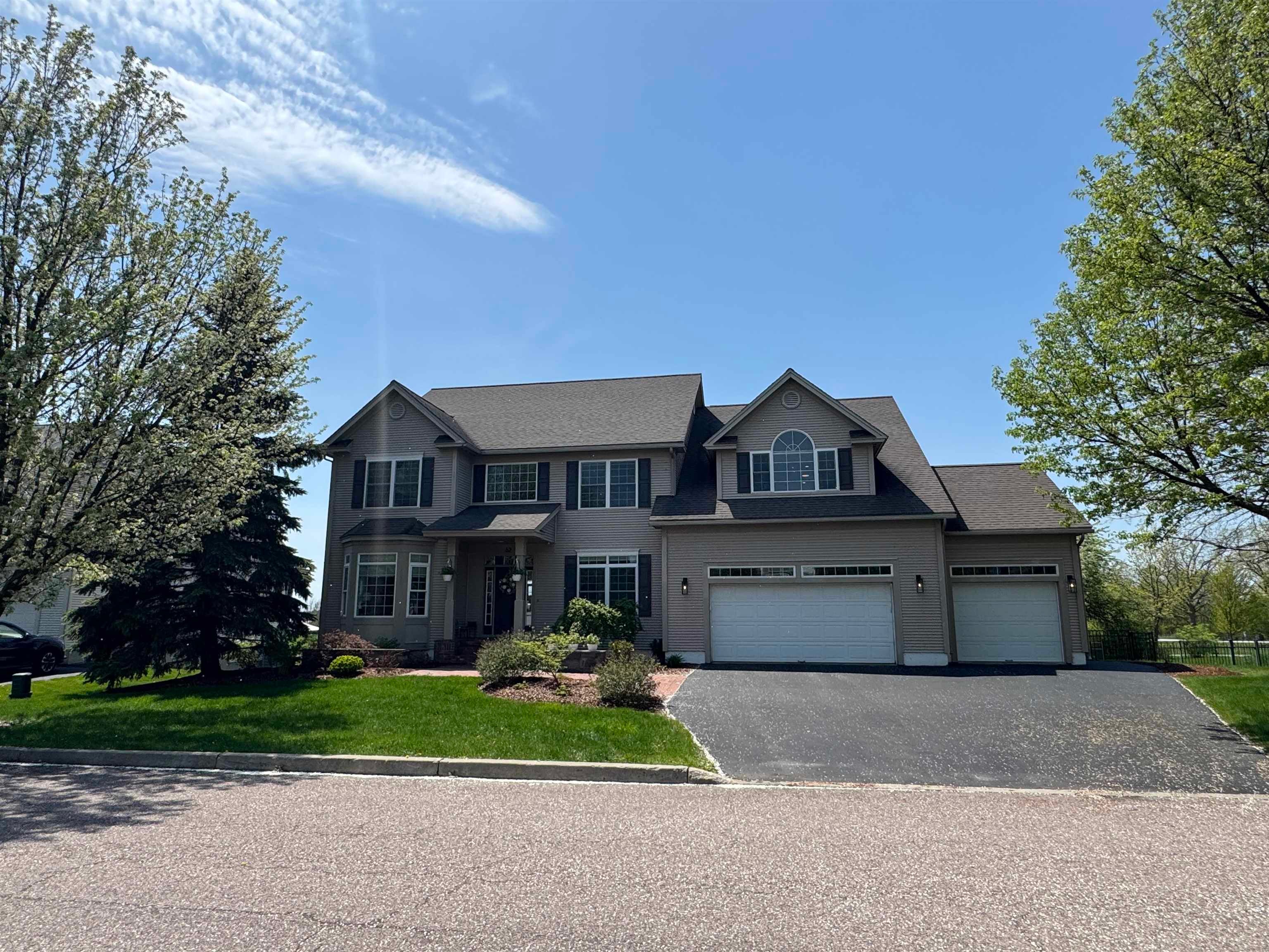 62 Crispin Drive — photo