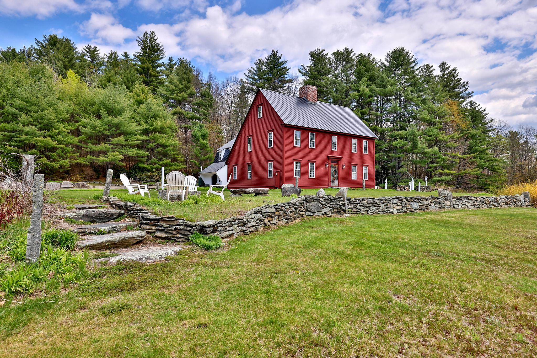 1302 Popple Dungeon Road — photo
