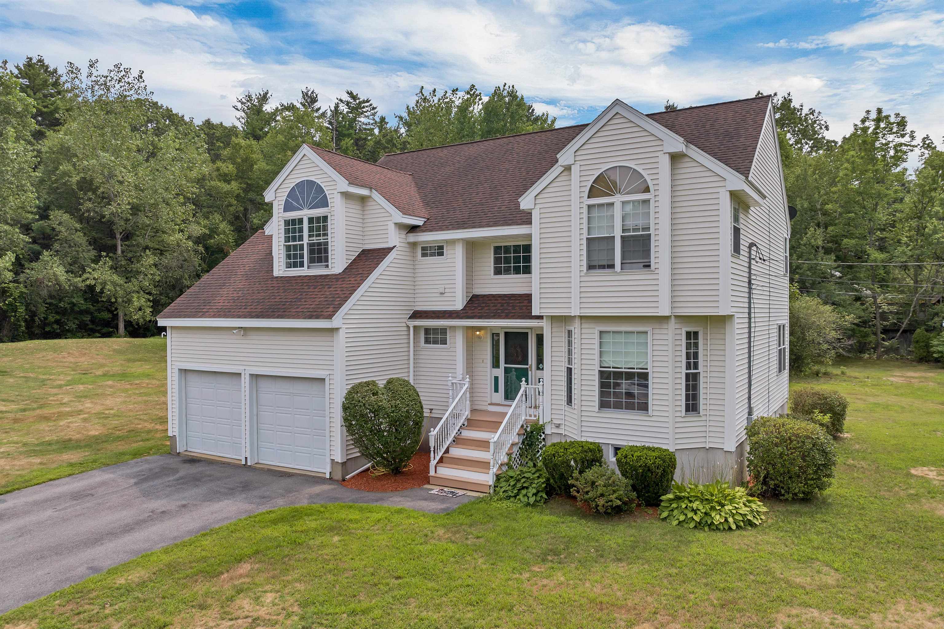 4 Jennifer Drive — photo