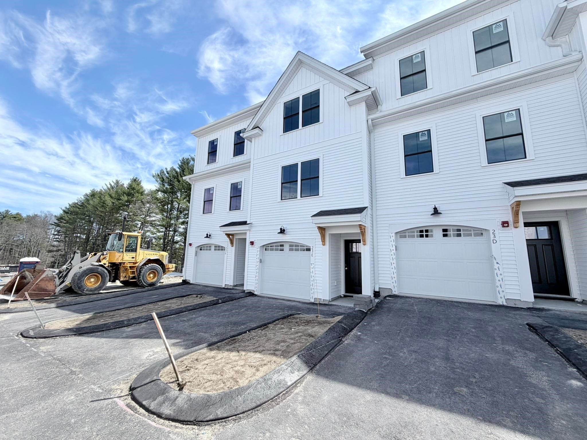 30 C Birdie Grove C — photo