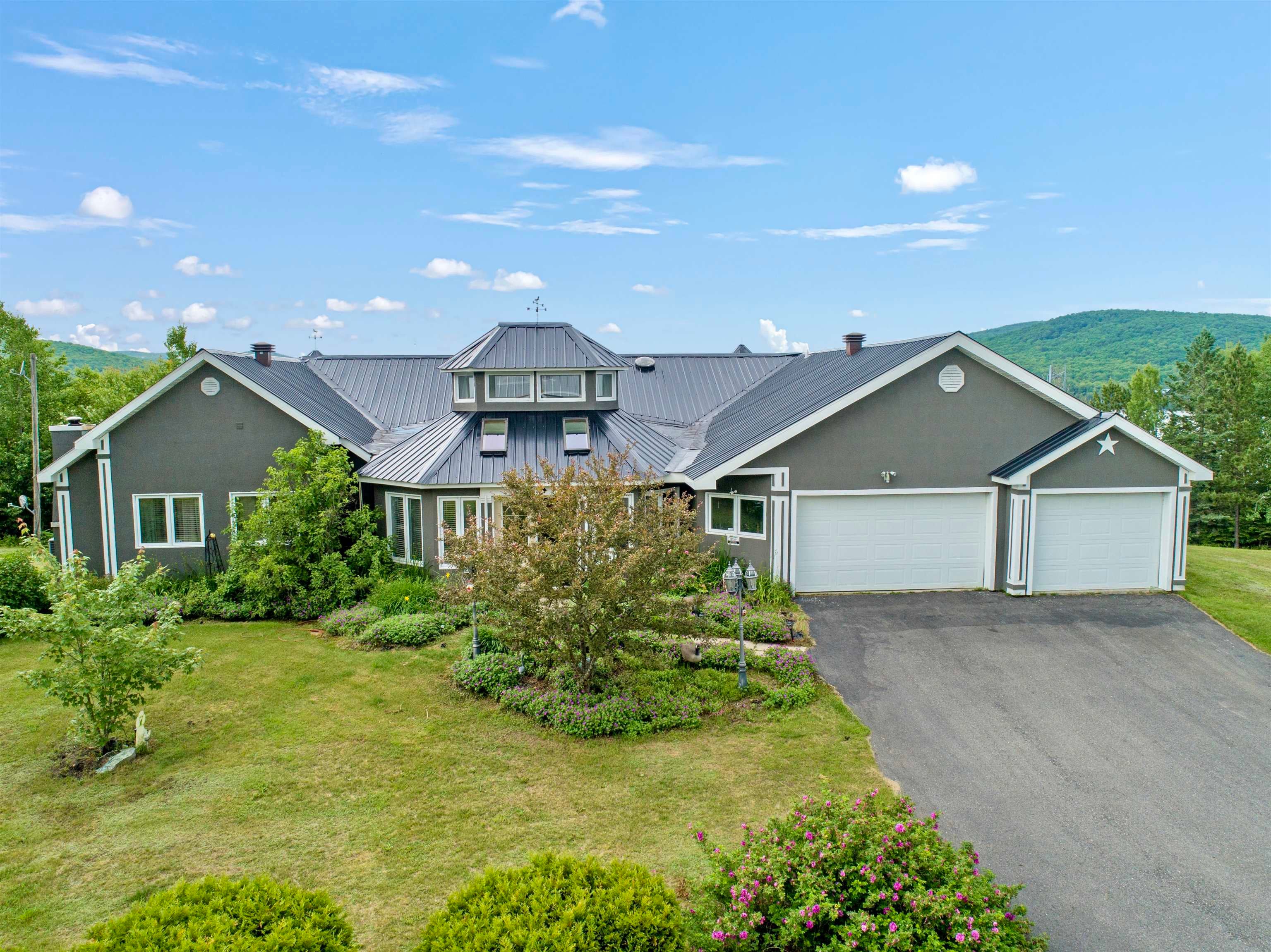 128 Fuller Drive, Canaan, VT 05903 — photo 2