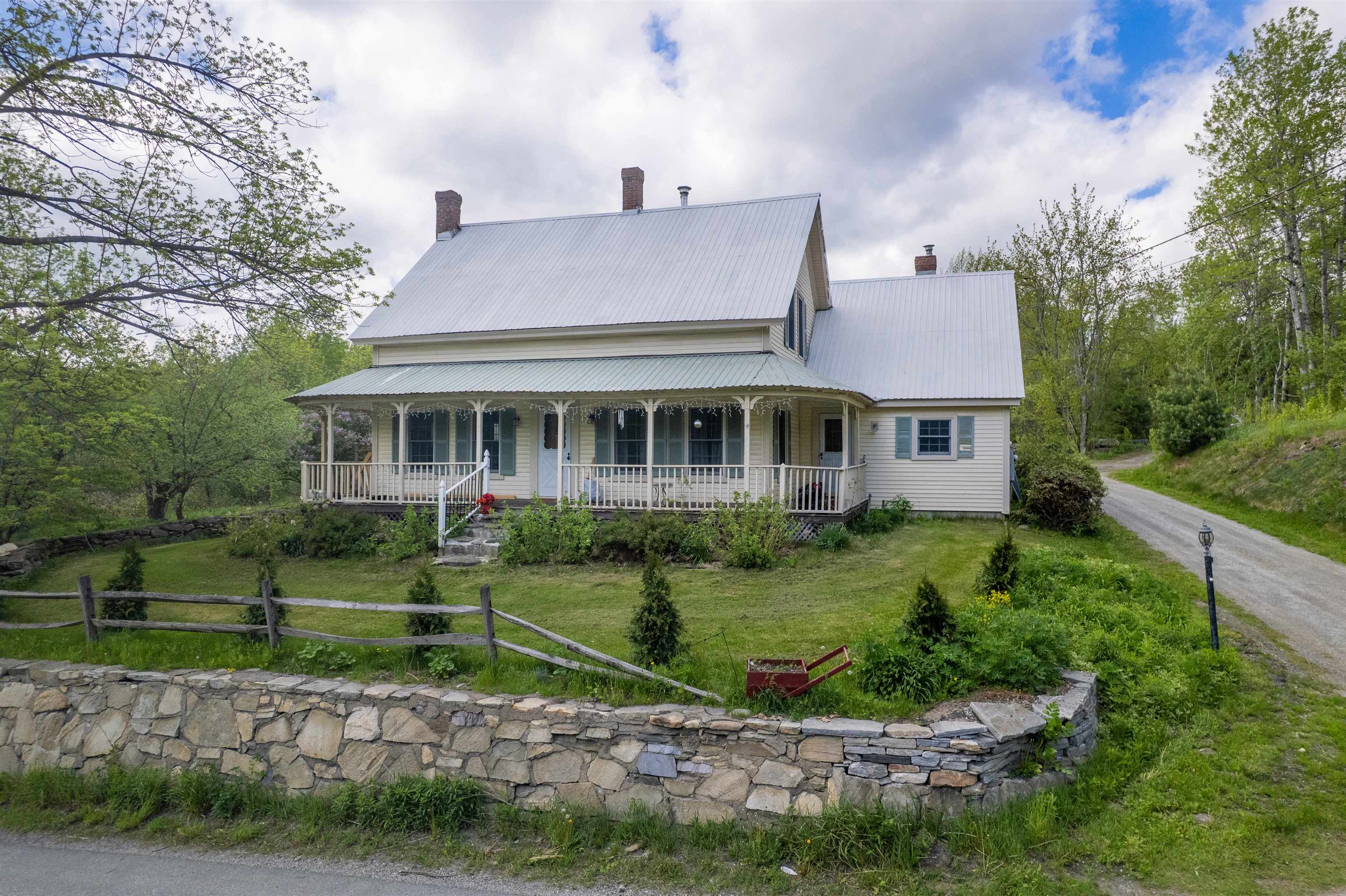 5735 Vt Route 11 — photo