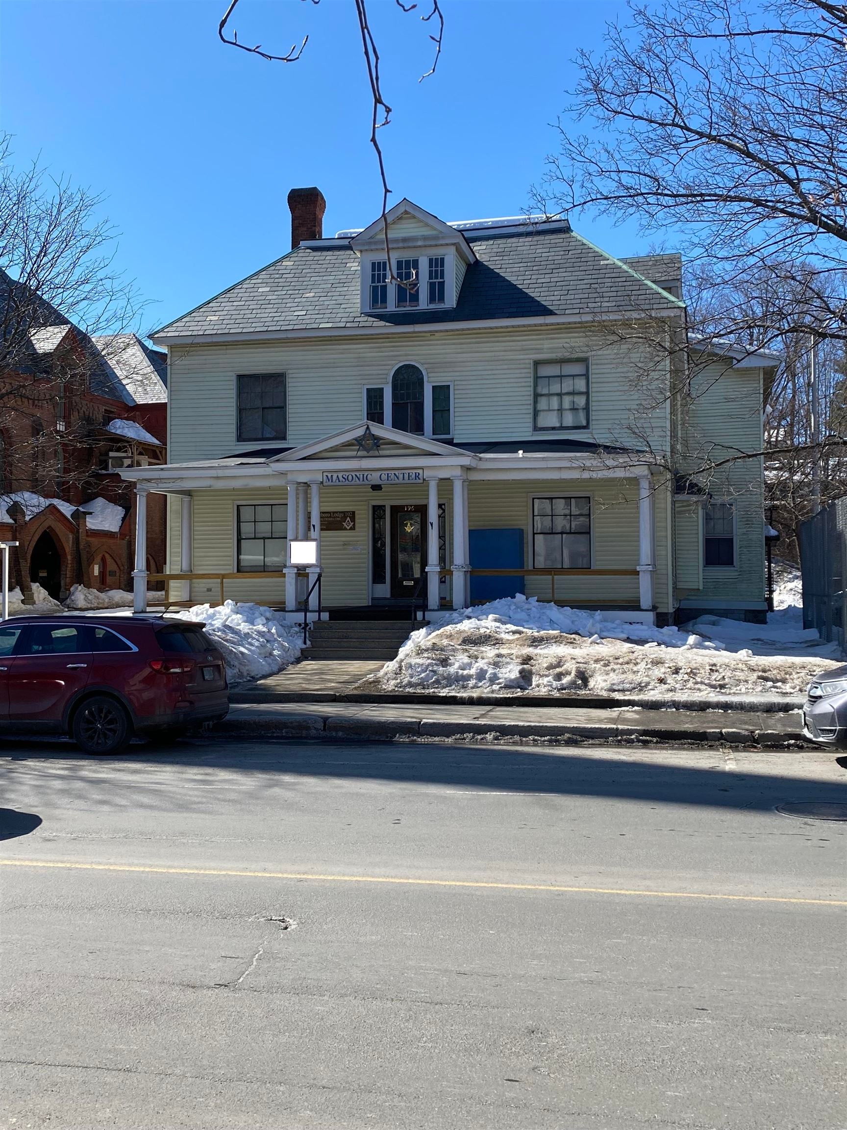 196 Main Street — photo
