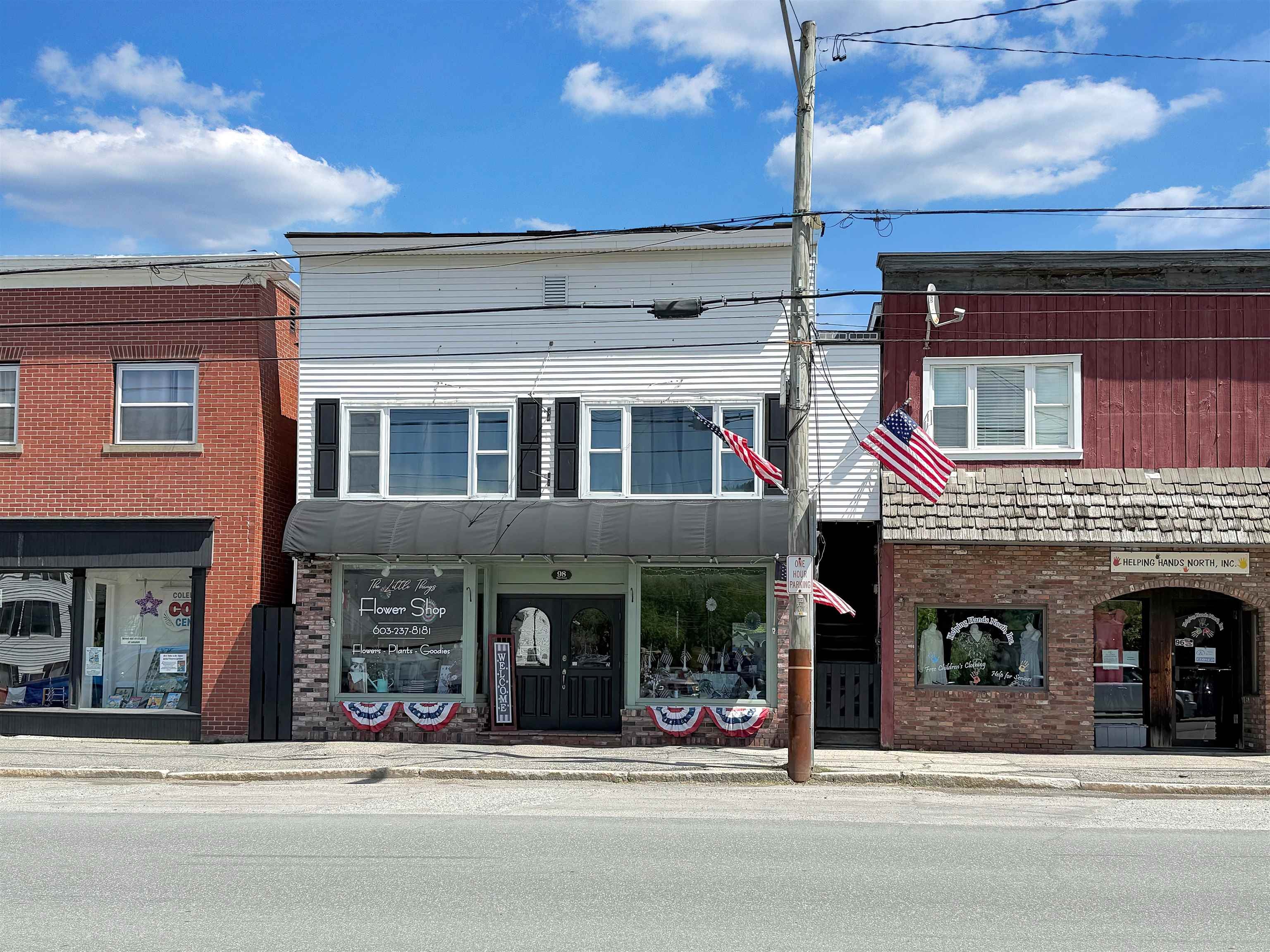 98 Main Street — photo