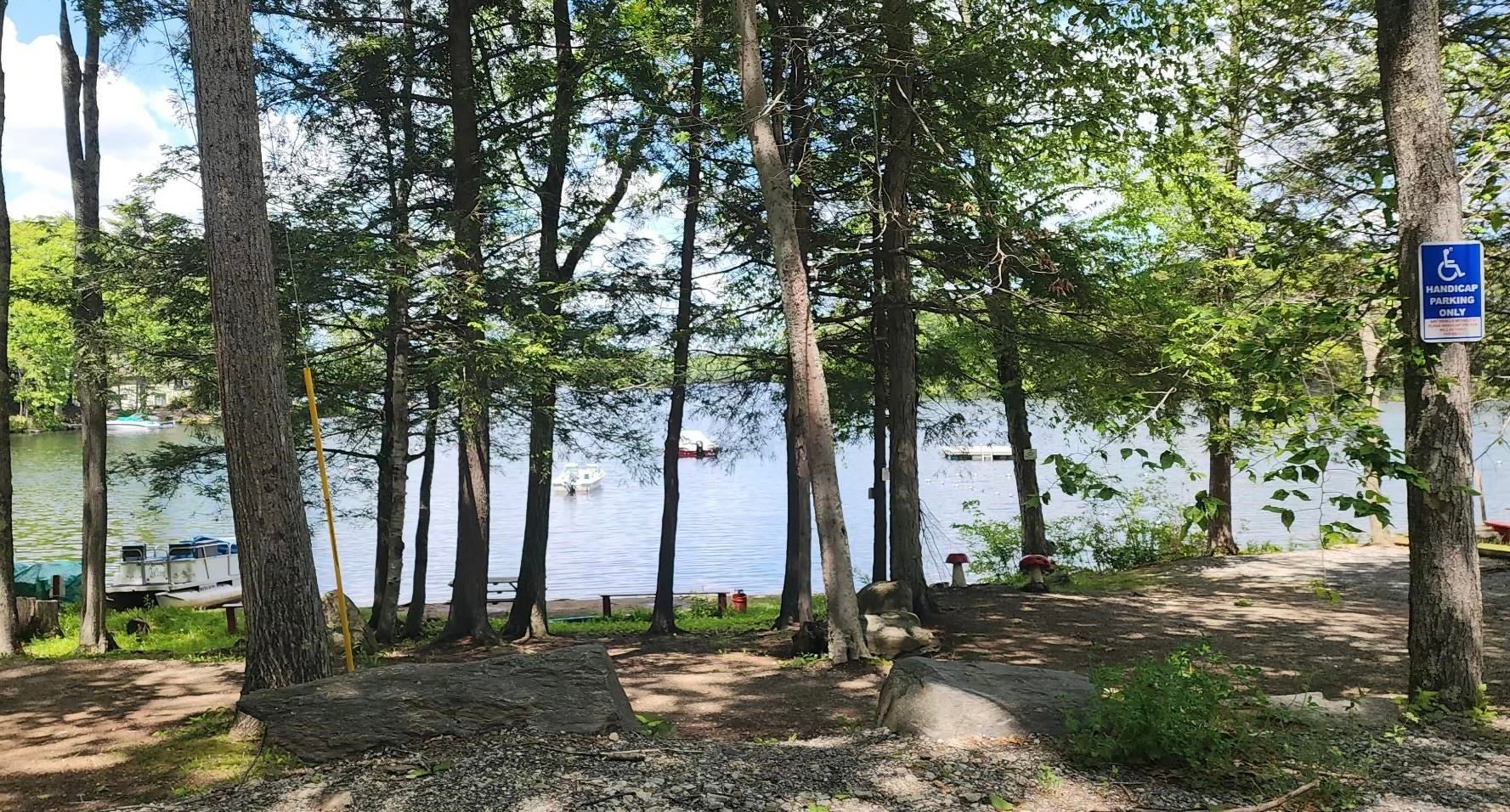 122 Mohegan Drive Cce-34/122 — photo