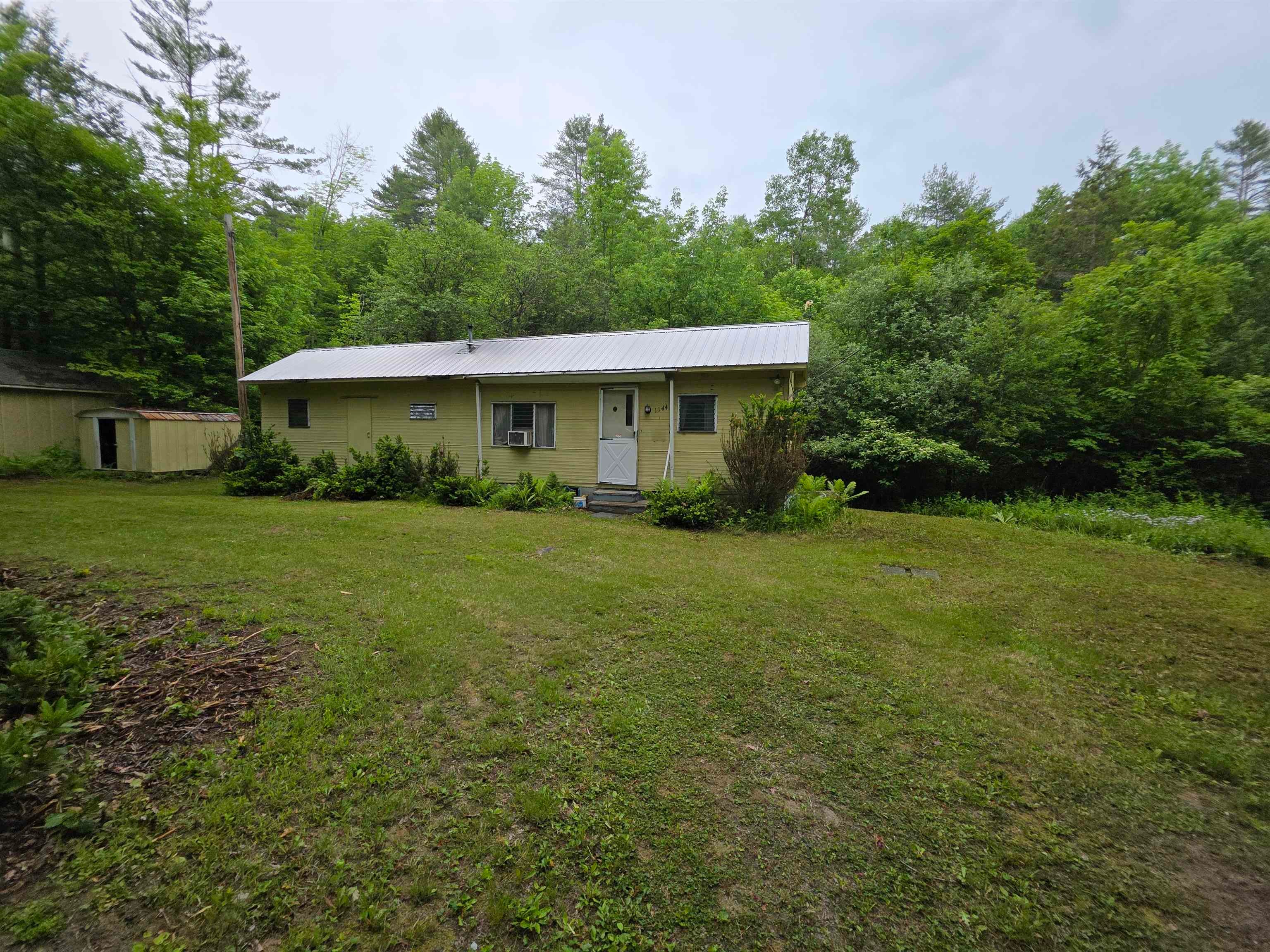 1144 Potash Brook Road — photo