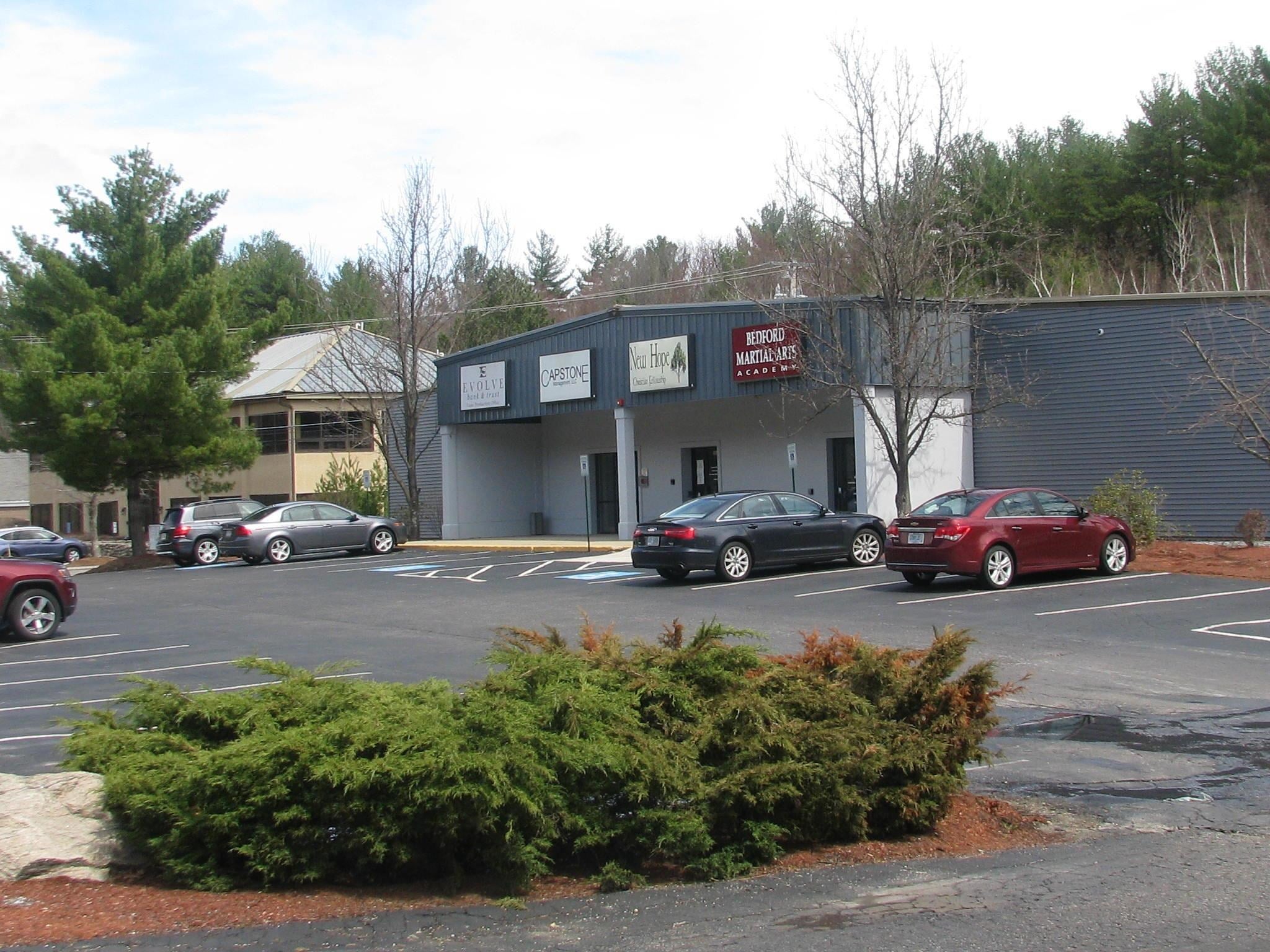 292 Route 101 — photo