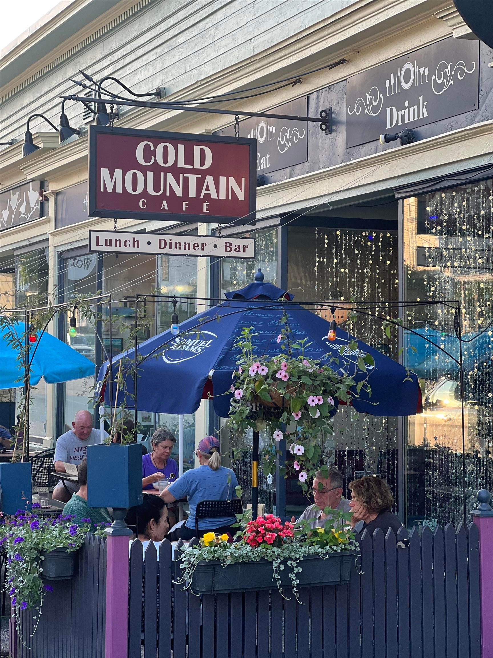 2015 Main Street 12 — photo