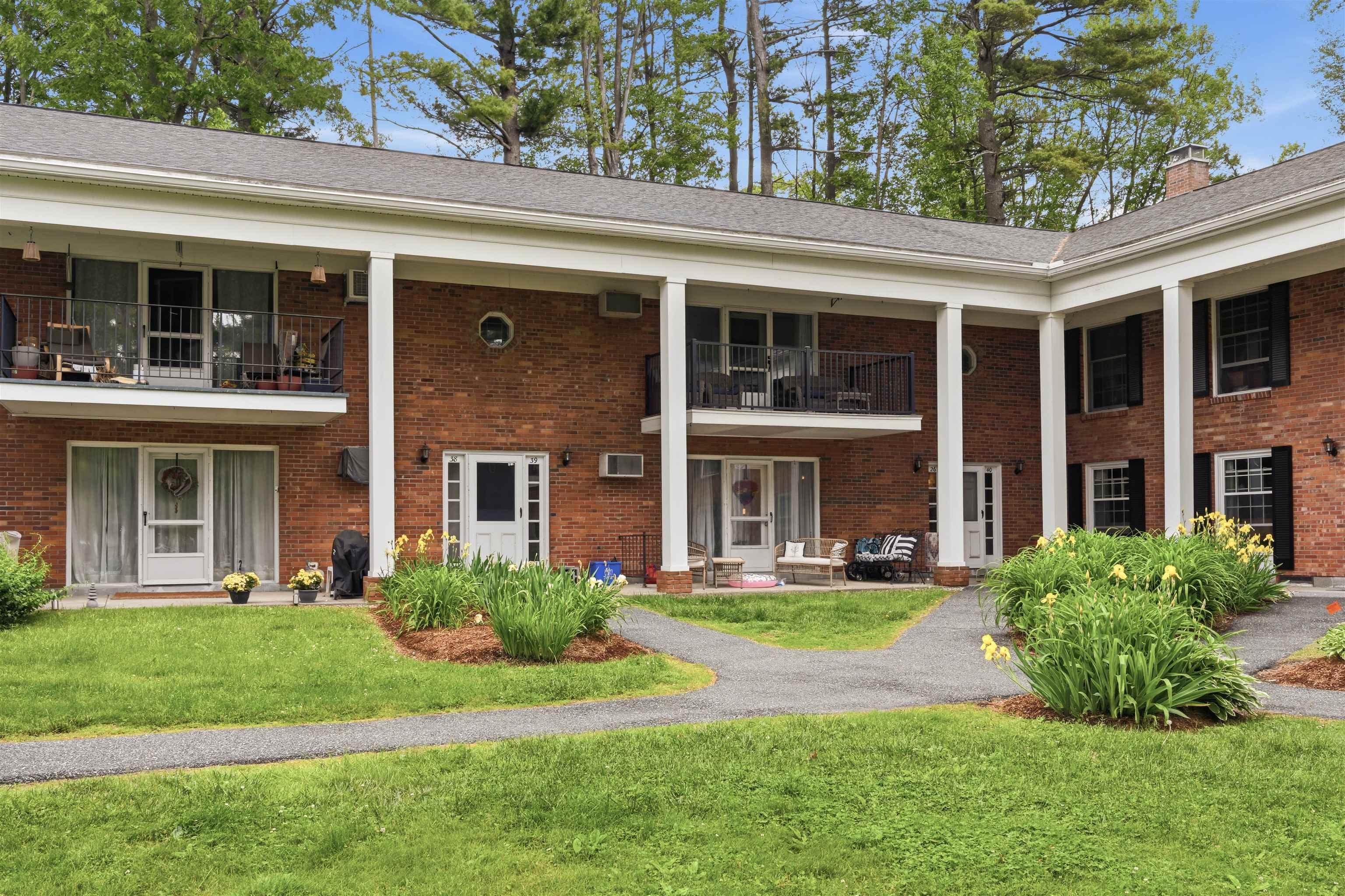 100 Kennedy Drive 39 — photo
