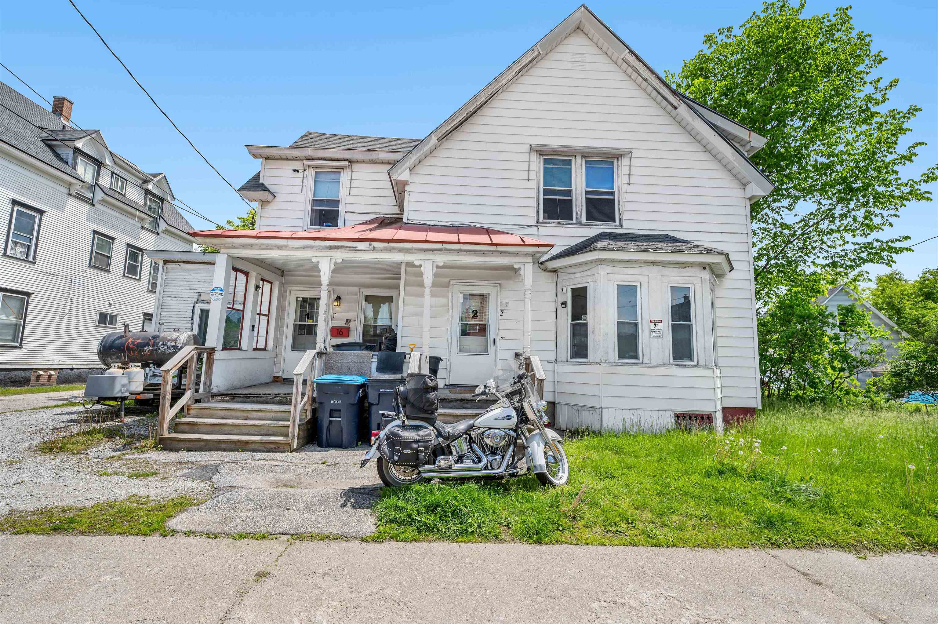 16 Laurel Street — photo