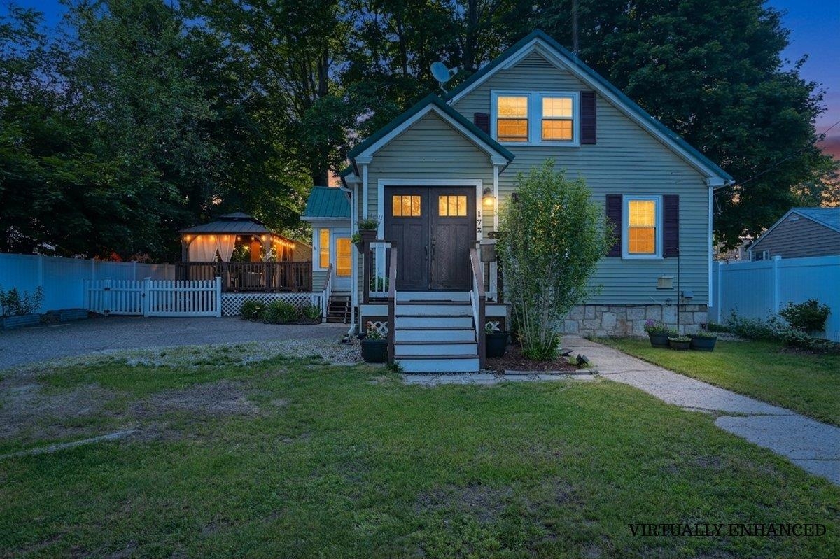 173 Mammoth Road, Manchester, NH 03109 — photo 2
