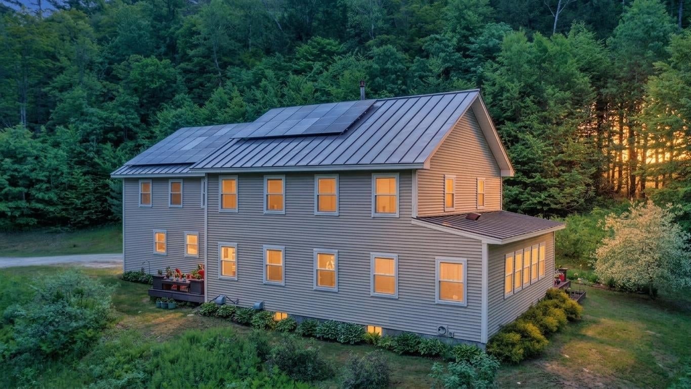 884 Bridgewater Center Road — photo