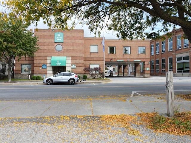 310 Main Street — photo