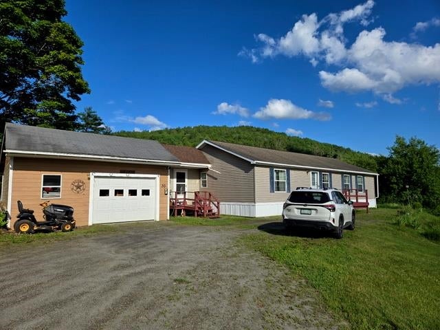 30 Hollow View Drive — photo