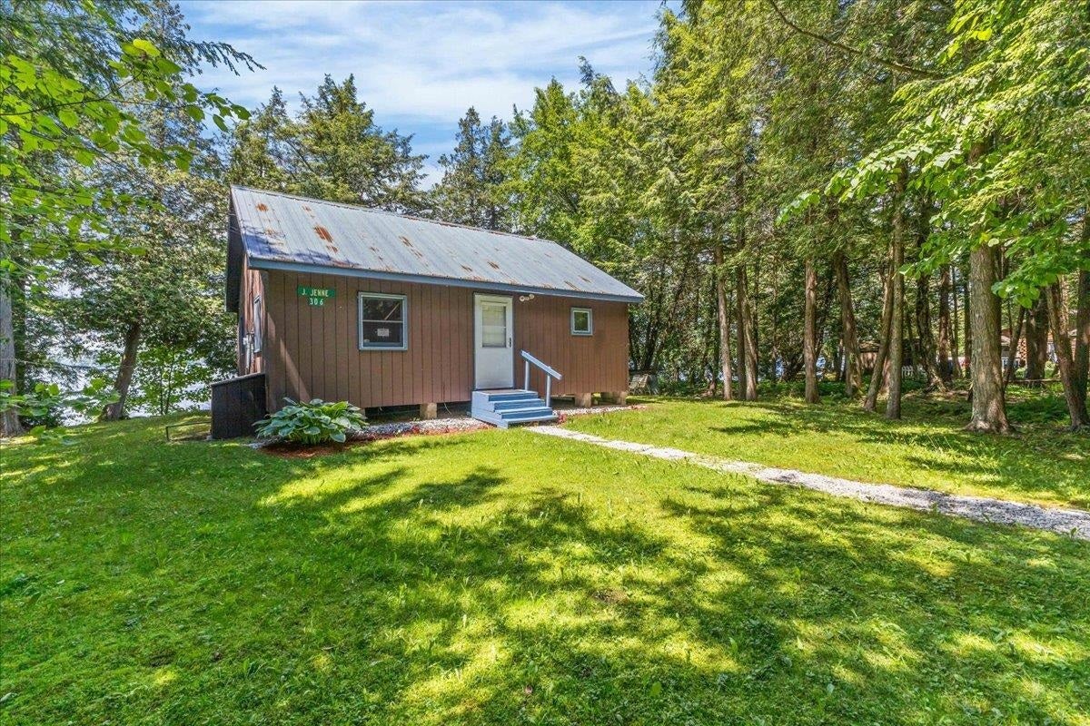 306 Hammond Shore Road — photo